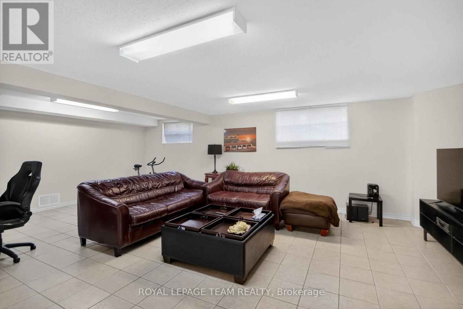5472 Wicklow Drive, Ottawa, Ontario  K4M 1C4 - Photo 33 - X13696430