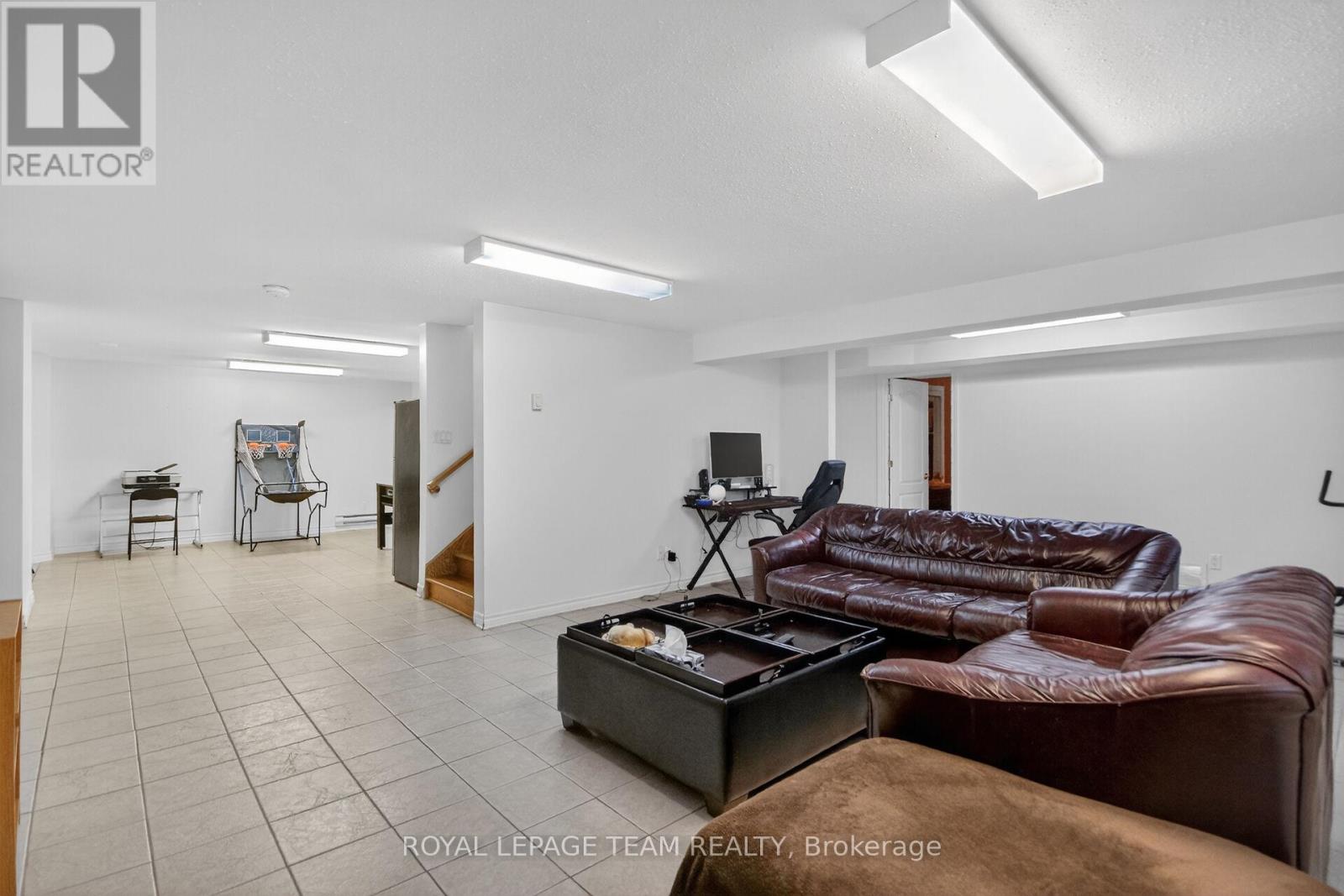 5472 Wicklow Drive, Ottawa, Ontario  K4M 1C4 - Photo 34 - X13696430