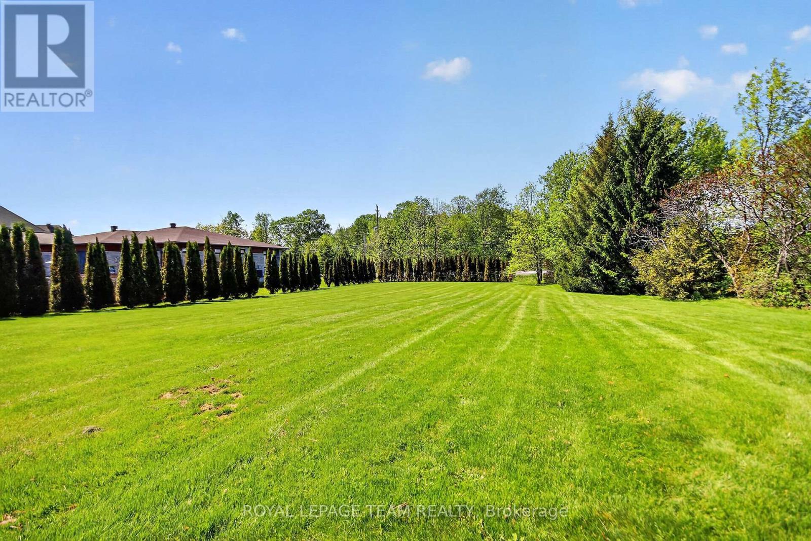 5472 Wicklow Drive, Ottawa, Ontario  K4M 1C4 - Photo 4 - X13696430