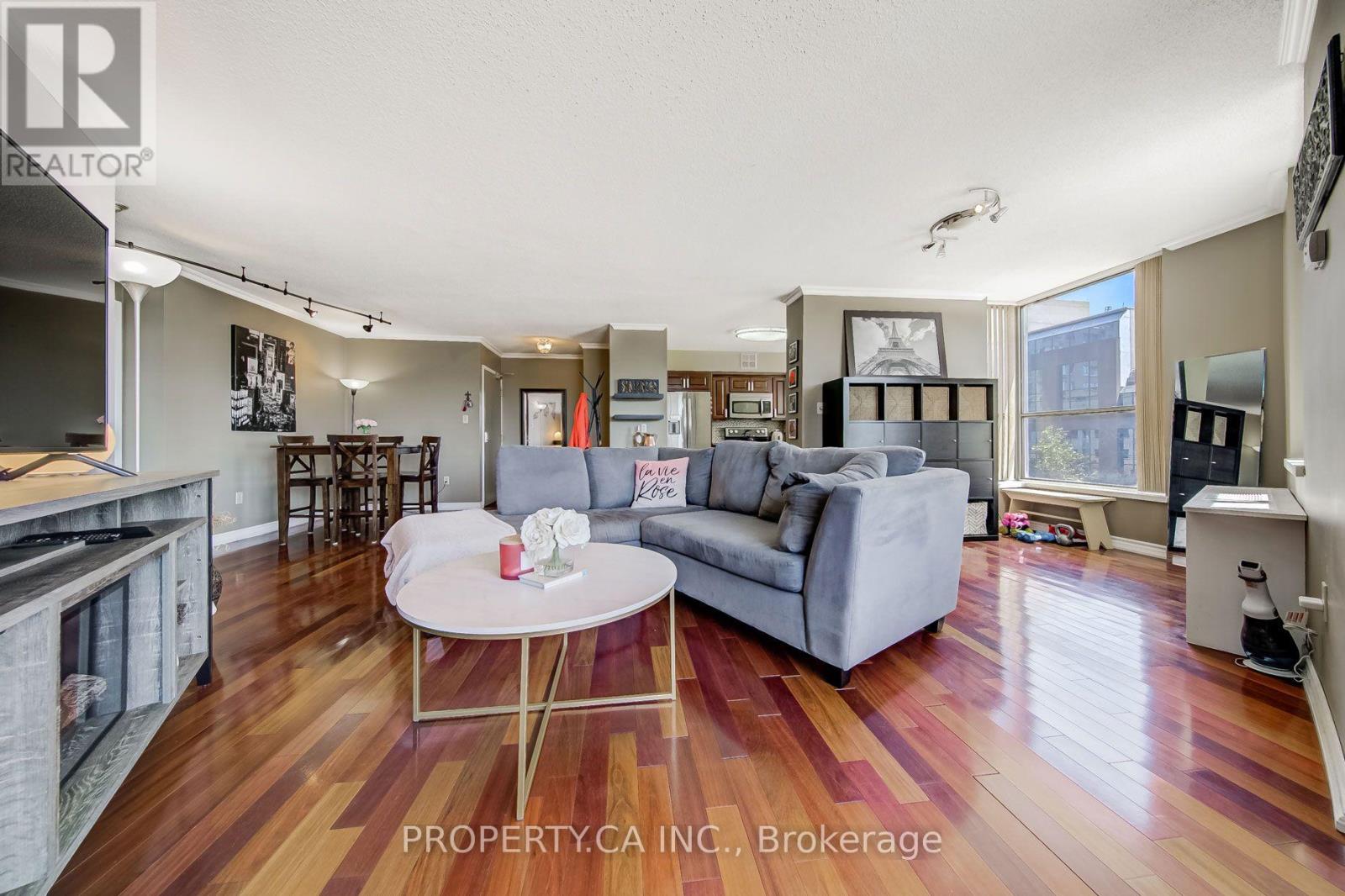 302 - 270 Queens Quay W, Toronto, Ontario  M5J 2N4 - Photo 8 - C13696386