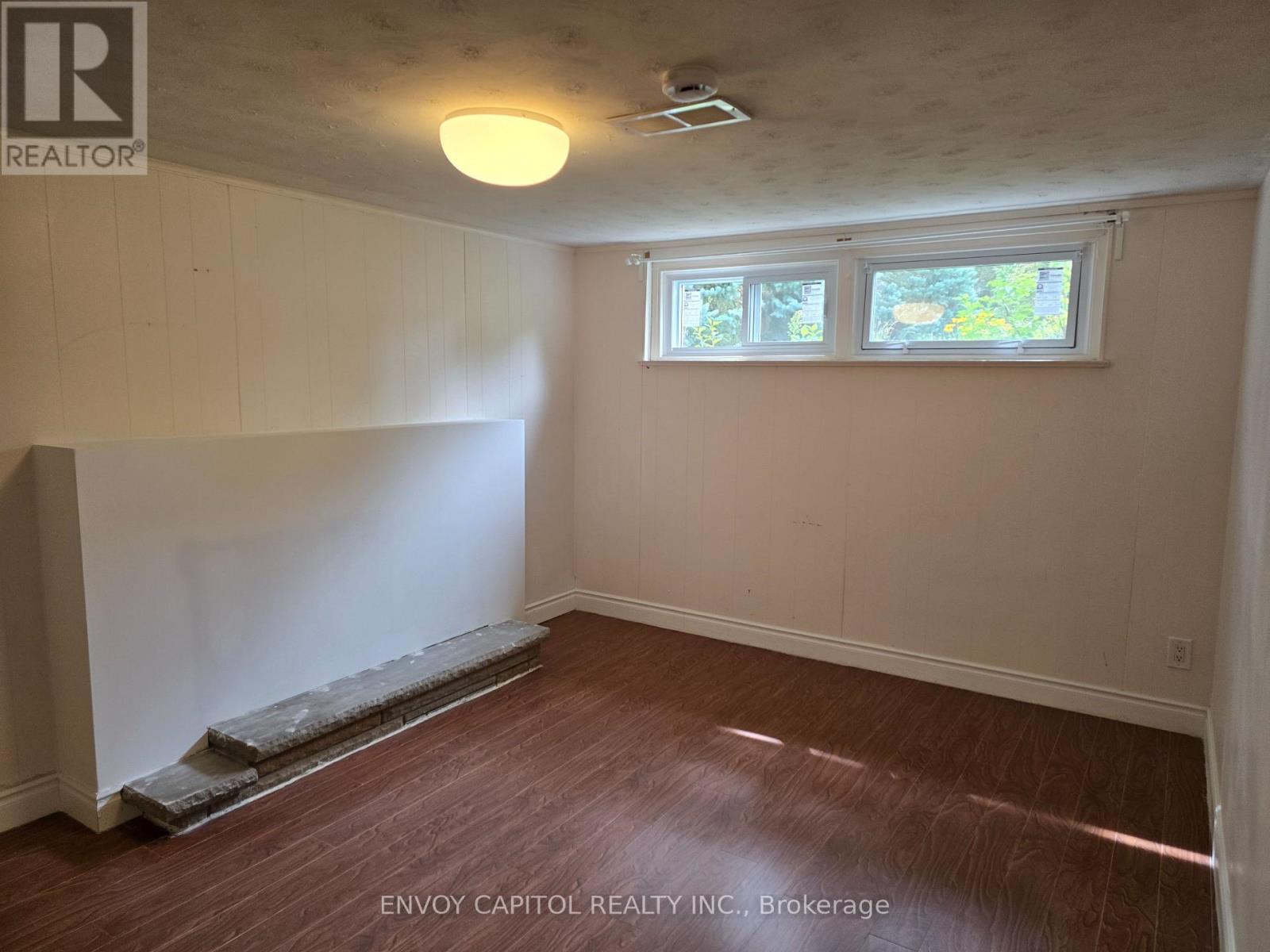 Basement 1 Br - 6 Arrowstook Road, Toronto, Ontario  M2K 1J9 - Photo 4 - C13696410