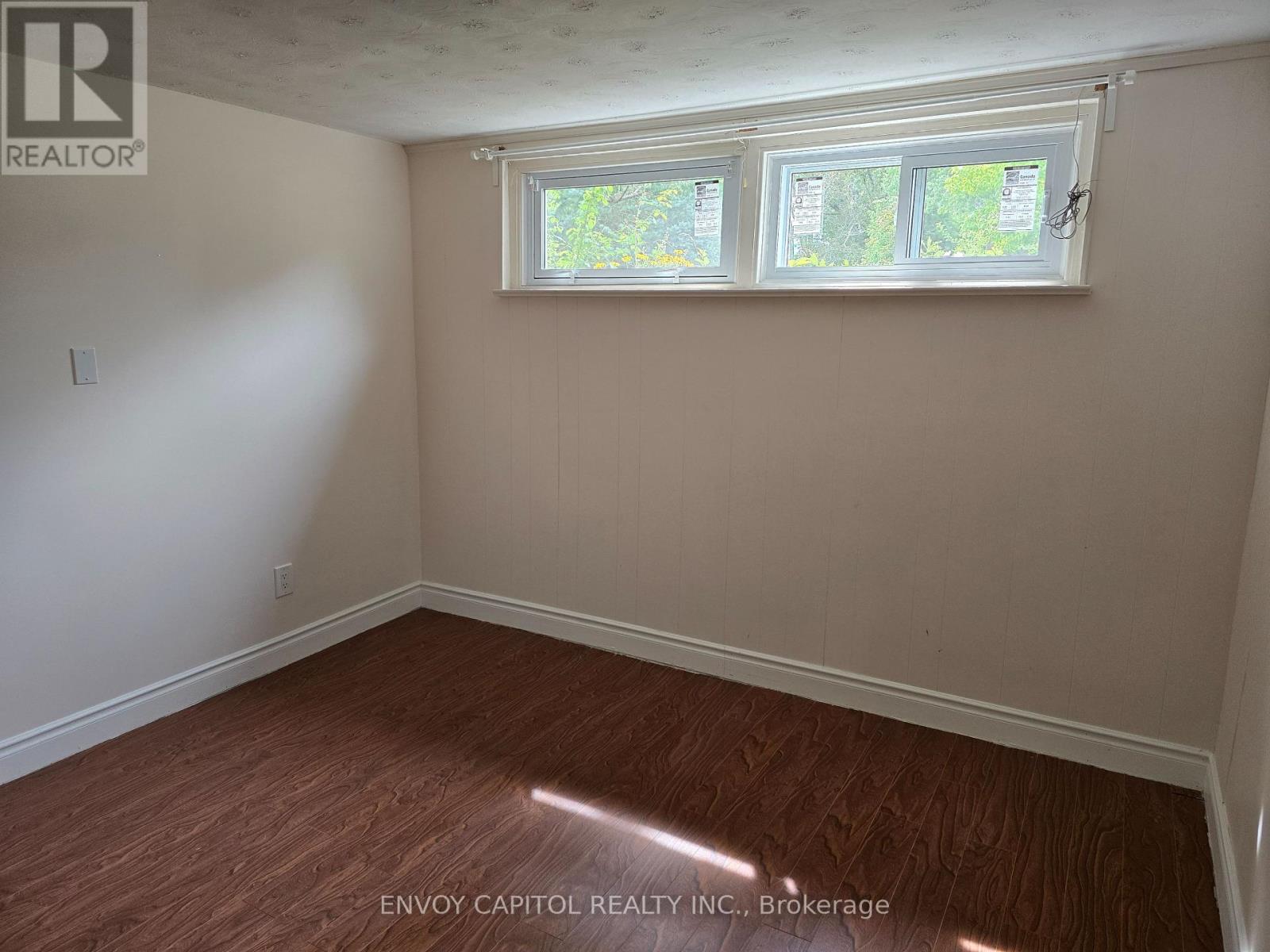 Basement 1 Br - 6 Arrowstook Road, Toronto, Ontario  M2K 1J9 - Photo 5 - C13696410