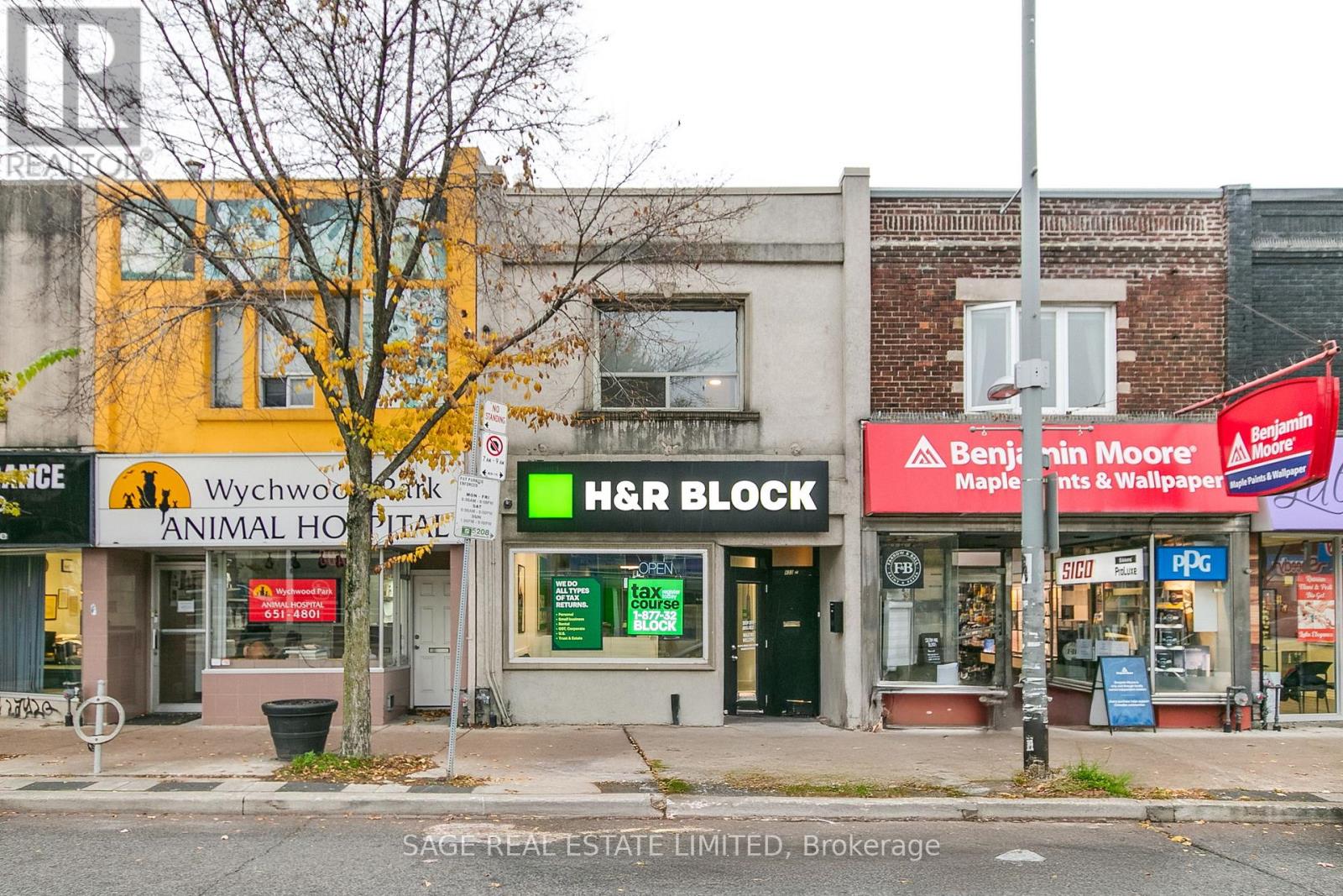Upper - 633 St Clair Avenue W, Toronto, Ontario  M6C 1A7 - Photo 21 - C13696428