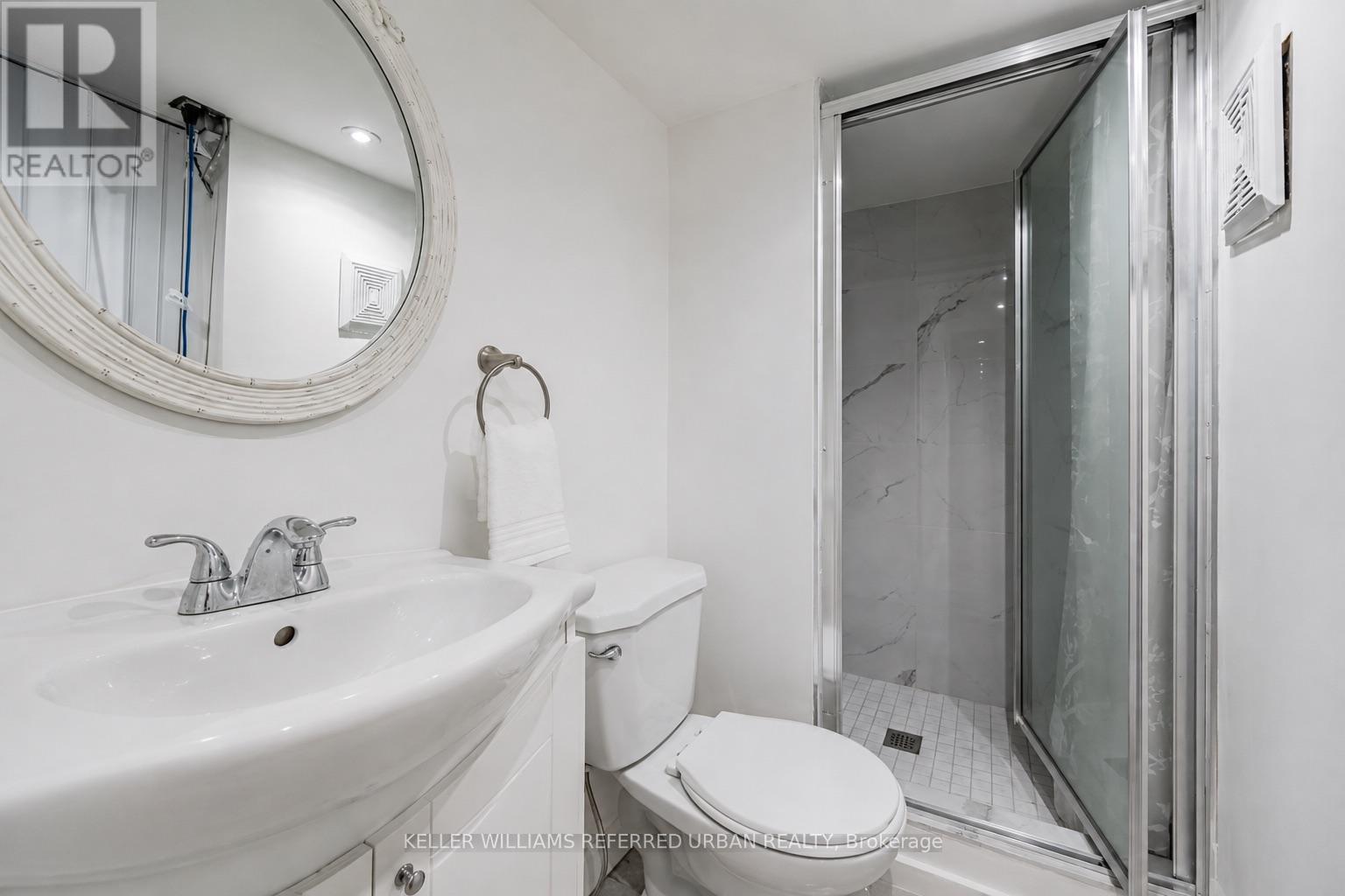 50 Frater Avenue, Toronto, Ontario M4C 2H6 - Photo 12 - E13696344