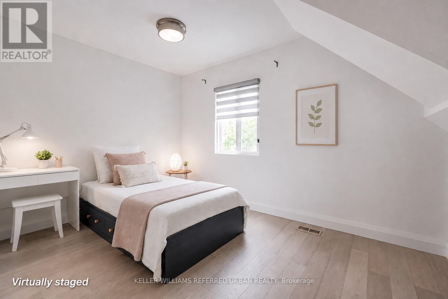 50 Frater Avenue, Toronto, Ontario M4C 2H6 - Photo 8 - E13696344