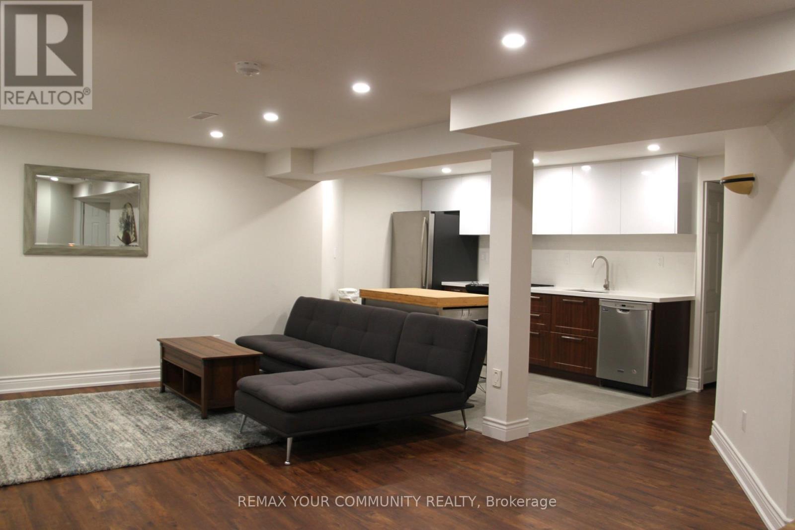Bsmt - 37 Grovepark Street, Richmond Hill, Ontario  L4E 3L5 - Photo 6 - N13696426
