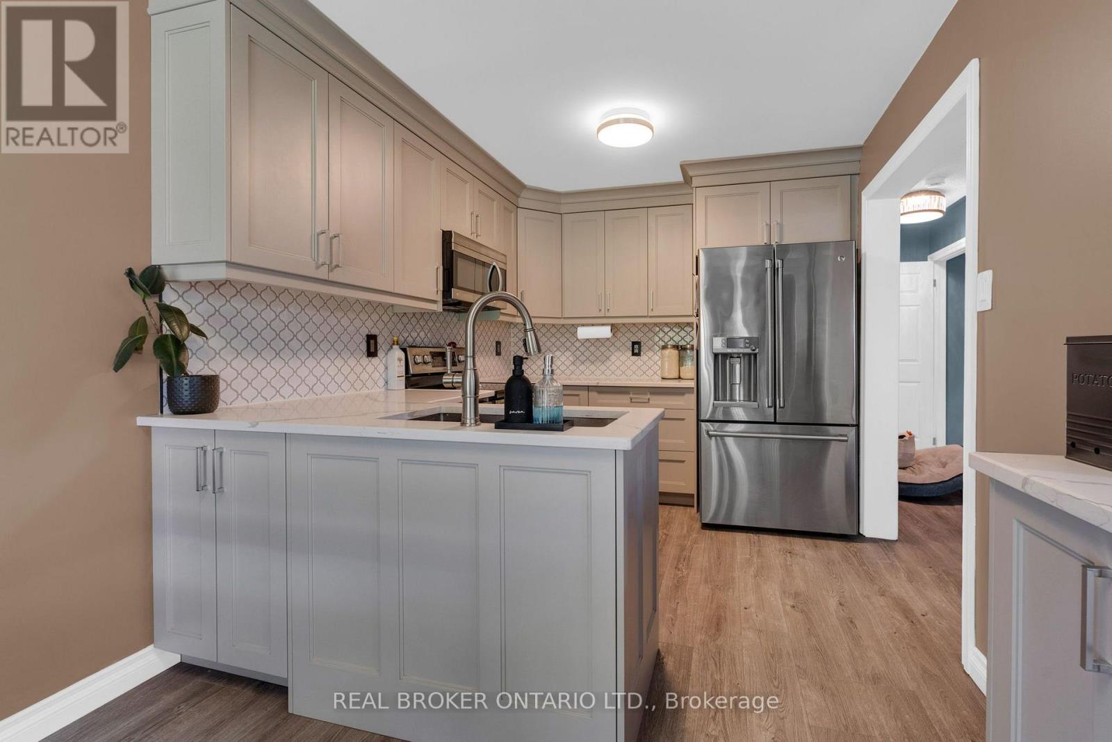 64 Vanessa Drive, Orillia, Ontario L3V 7X1 - Photo 13 - S13696376