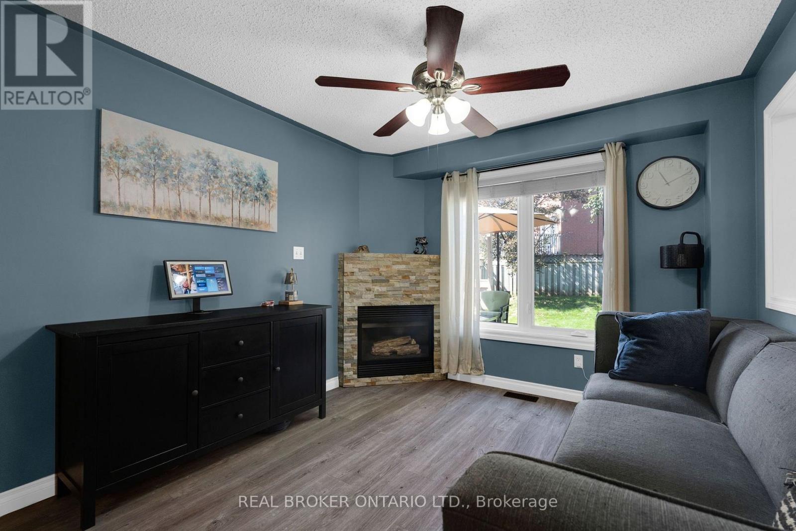 64 Vanessa Drive, Orillia, Ontario L3V 7X1 - Photo 8 - S13696376