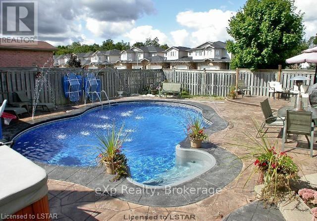547 Forest Creek Place, London East (East A), Ontario  N5Y 5T7 - Photo 40 - X13696438