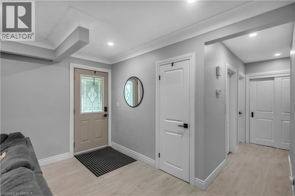 18 Kingsmount Crescent, Brantford, Ontario  N3T 0L2 - Photo 5 - 40856842