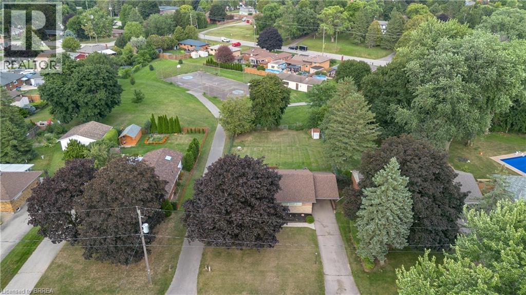 18 Kingsmount Crescent, Brantford, Ontario  N3T 0L2 - Photo 34 - 40856842