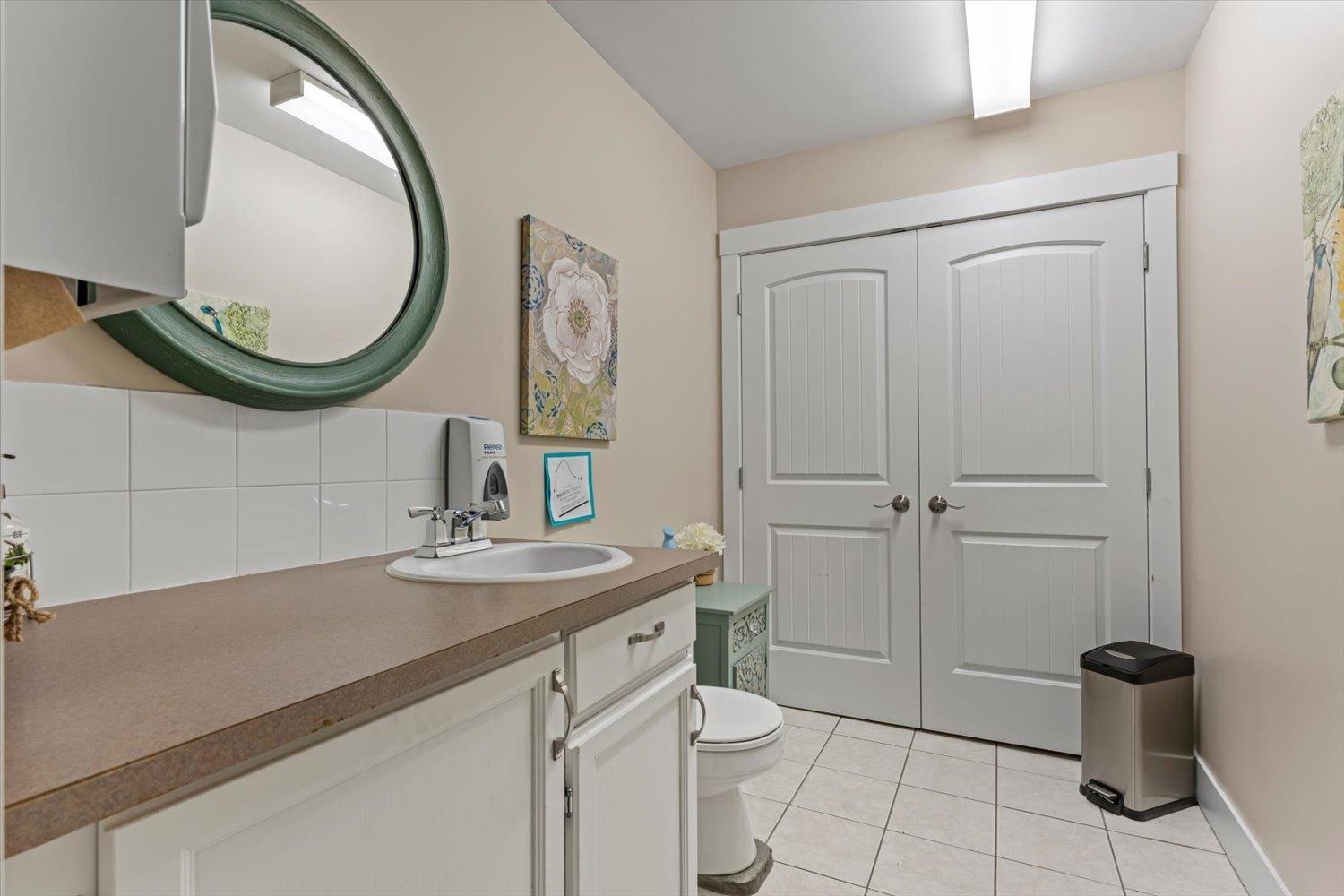 42375 Yarrow Central Road, Yarrow, Yarrow, British Columbia  V2R 0K1 - Photo 19 - C8081349