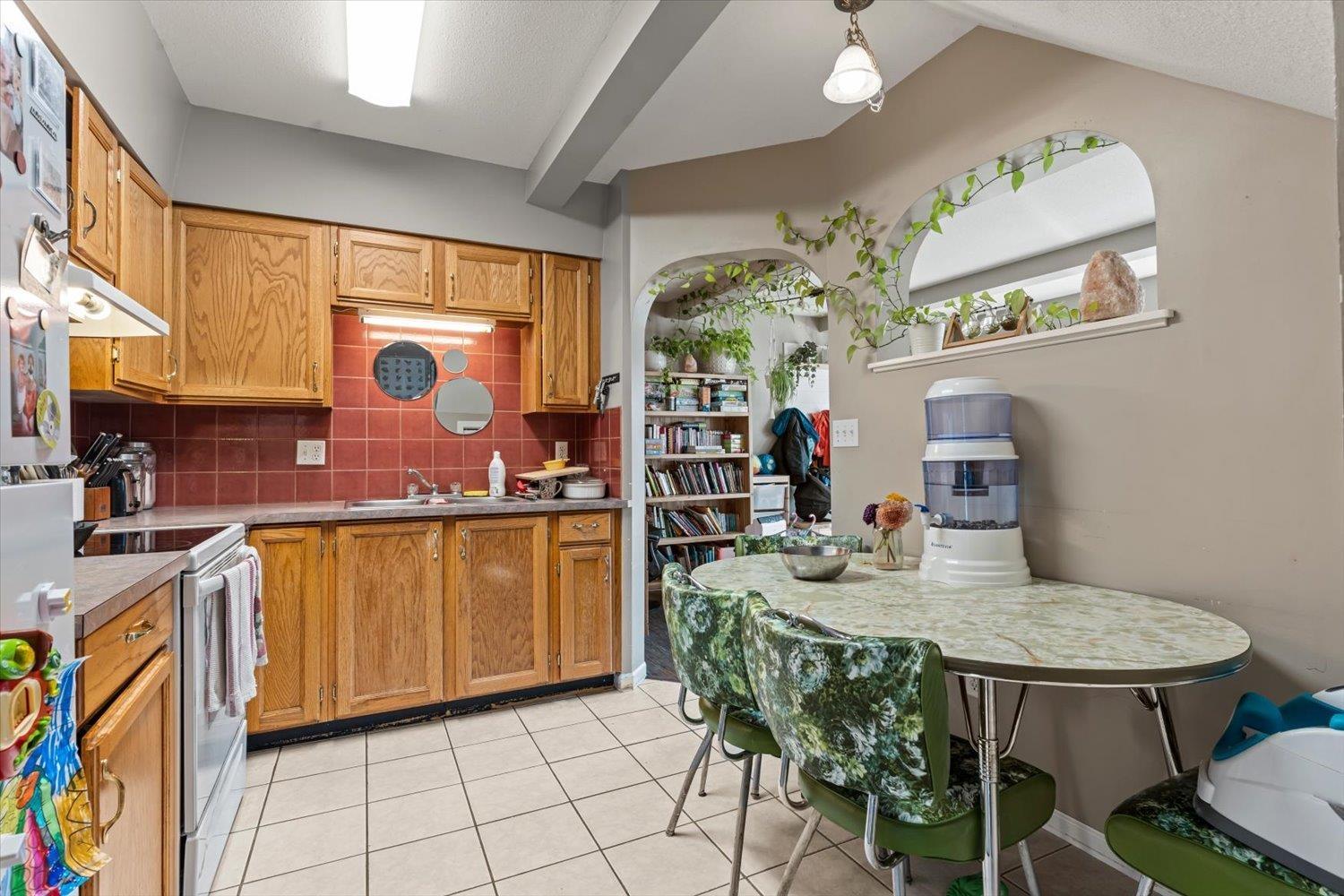 42375 Yarrow Central Road, Yarrow, Yarrow, British Columbia  V2R 0K1 - Photo 31 - C8081349