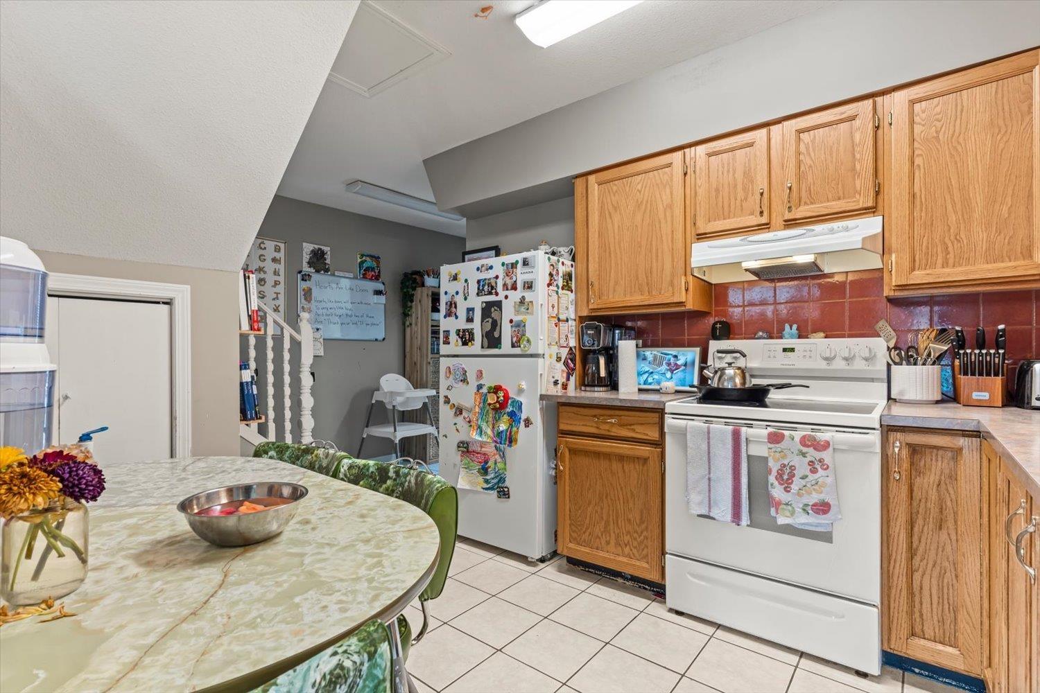 42375 Yarrow Central Road, Yarrow, Yarrow, British Columbia  V2R 0K1 - Photo 32 - C8081349