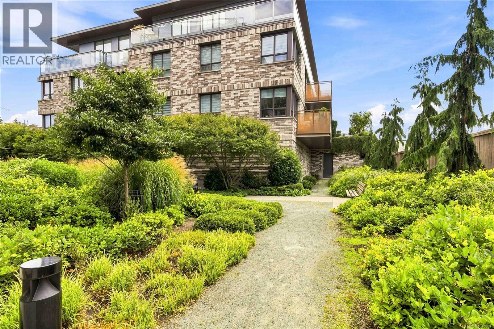 303 1018 Pentrelew Pl, Victoria, British Columbia  V8V 4J6 - Photo 53 - 1046937