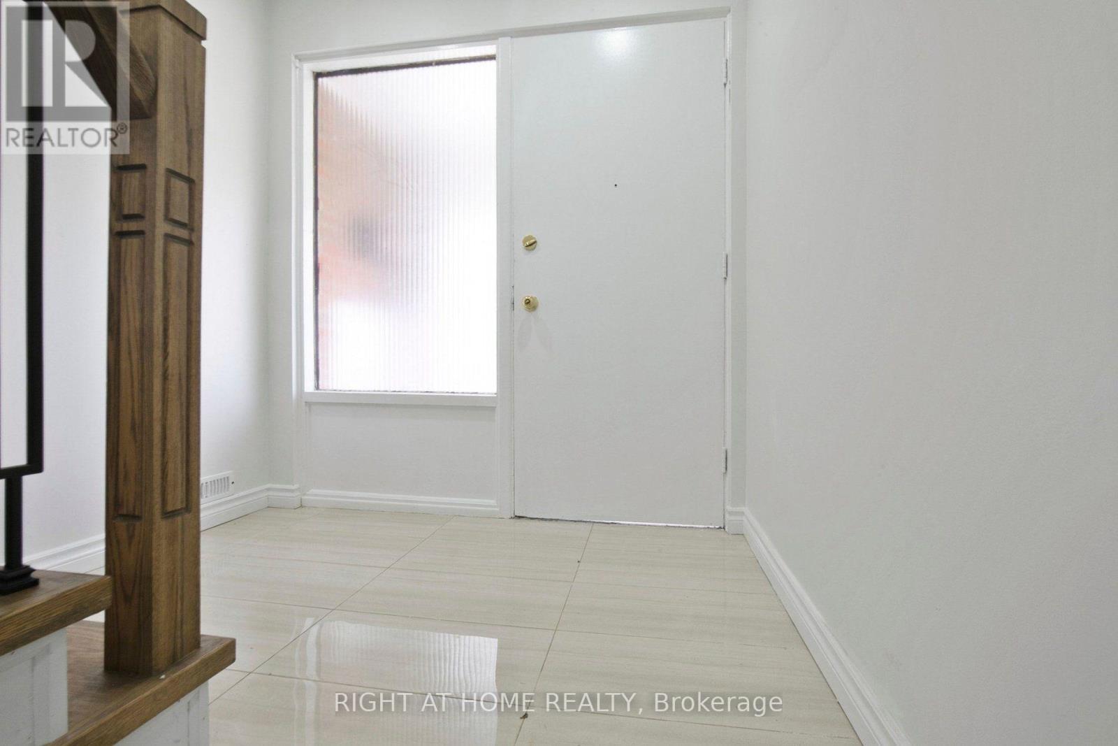 29 Cheatham Place, Toronto, Ontario  M1B 1C1 - Photo 5 - E13694352