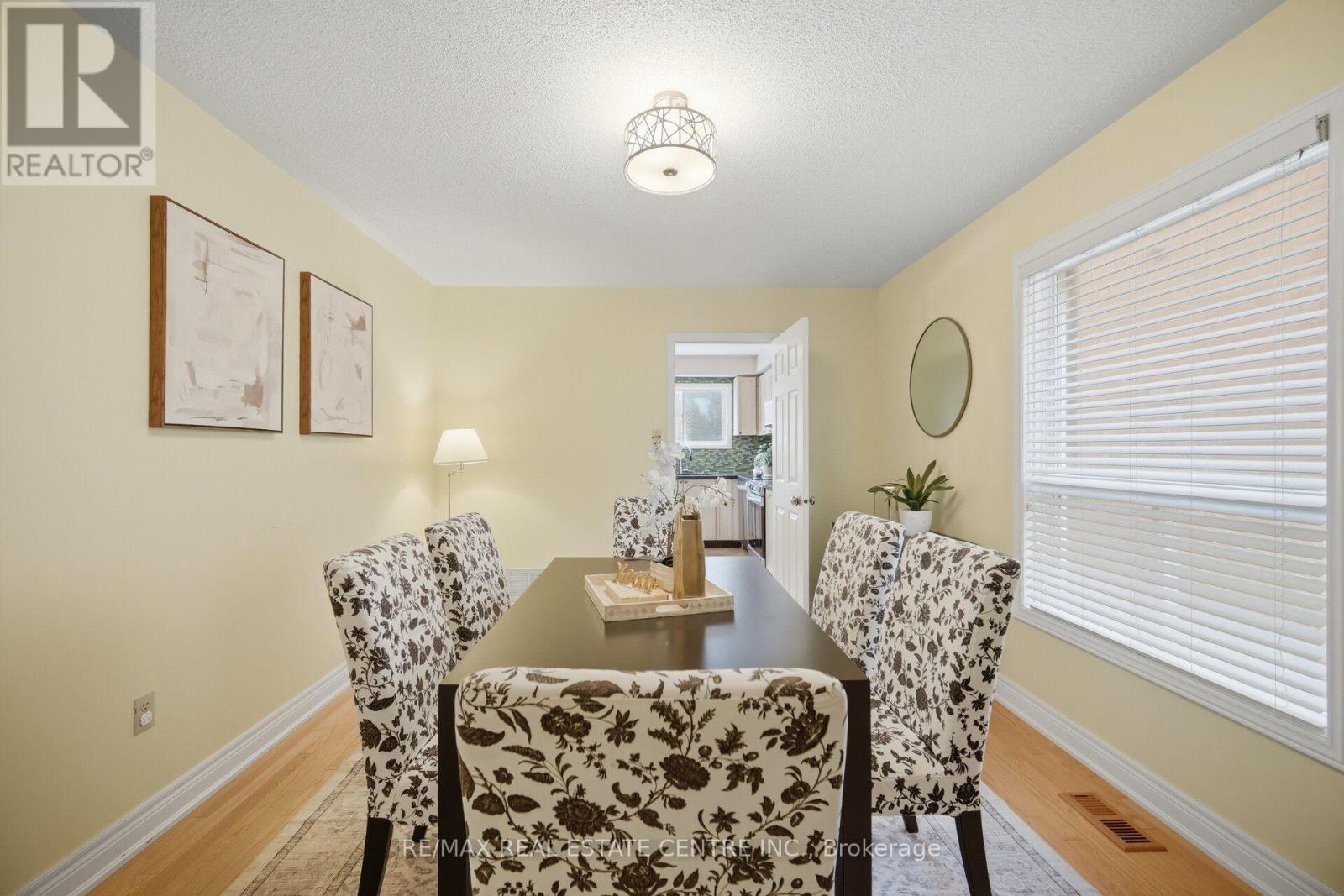 46 Butlermere Drive, Brampton, Ontario  L6Y 4R9 - Photo 11 - W13696356