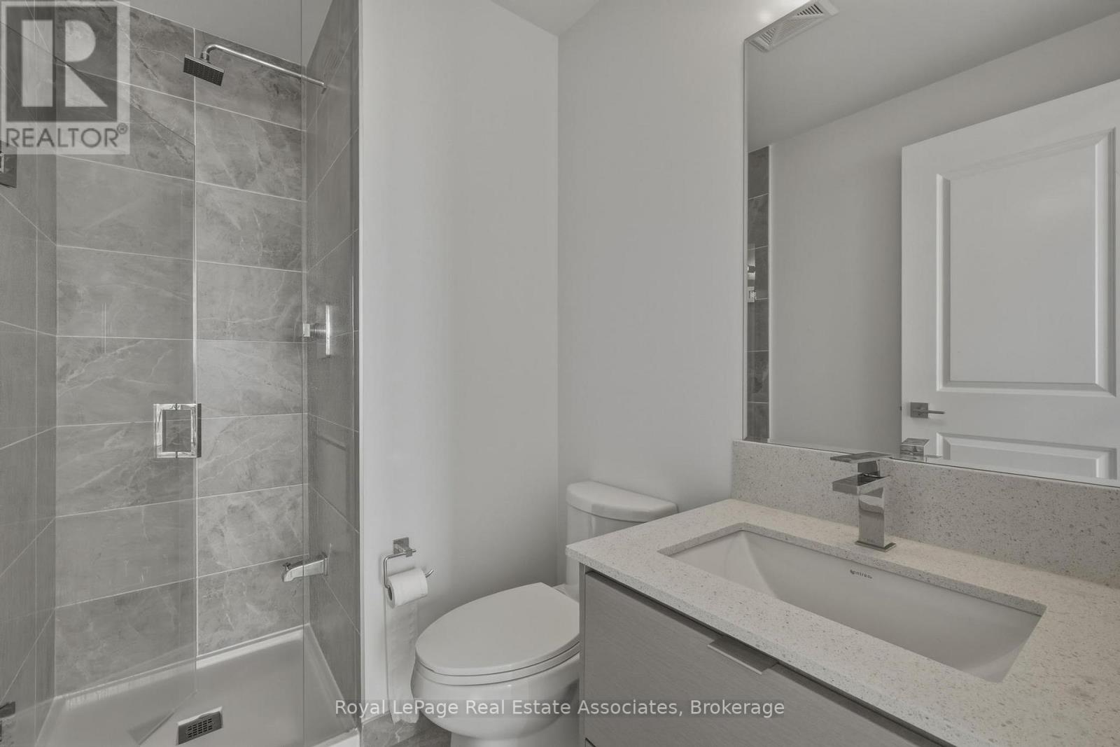 3306 - 30 Elm Drive W, Mississauga, Ontario  L5B 0N6 - Photo 18 - W13696444
