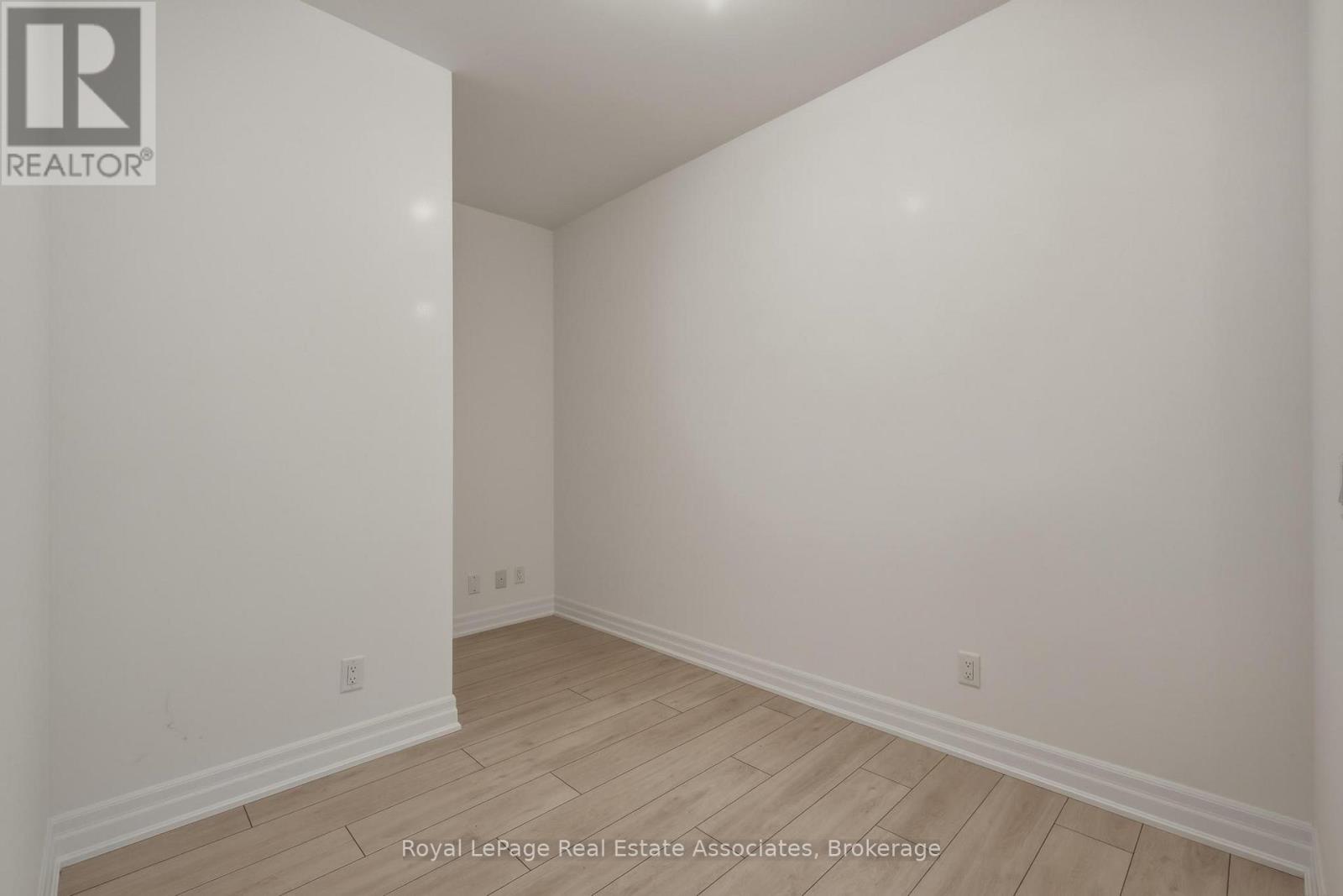 3306 - 30 Elm Drive W, Mississauga, Ontario  L5B 0N6 - Photo 19 - W13696444
