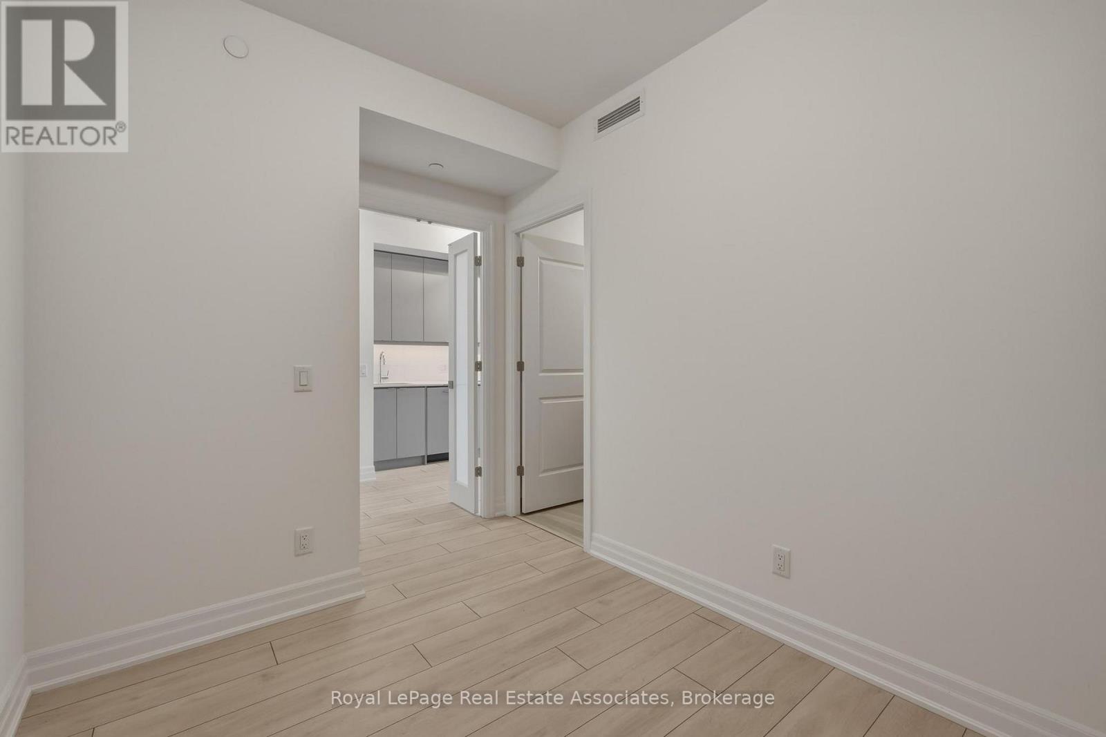 3306 - 30 Elm Drive W, Mississauga, Ontario  L5B 0N6 - Photo 20 - W13696444