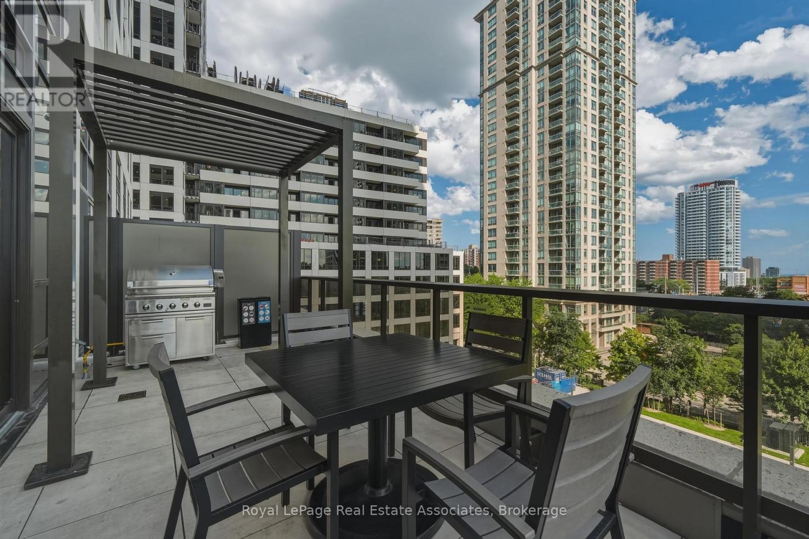 3306 - 30 Elm Drive W, Mississauga, Ontario  L5B 0N6 - Photo 32 - W13696444