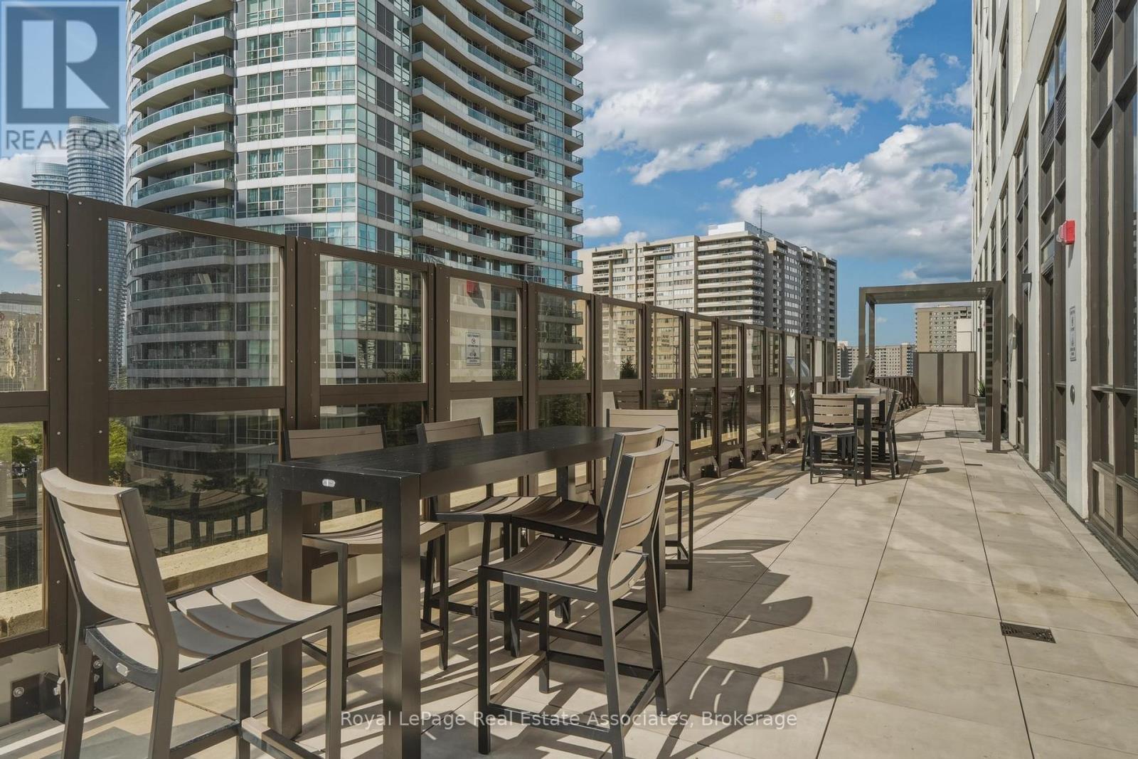 3306 - 30 Elm Drive W, Mississauga, Ontario  L5B 0N6 - Photo 38 - W13696444