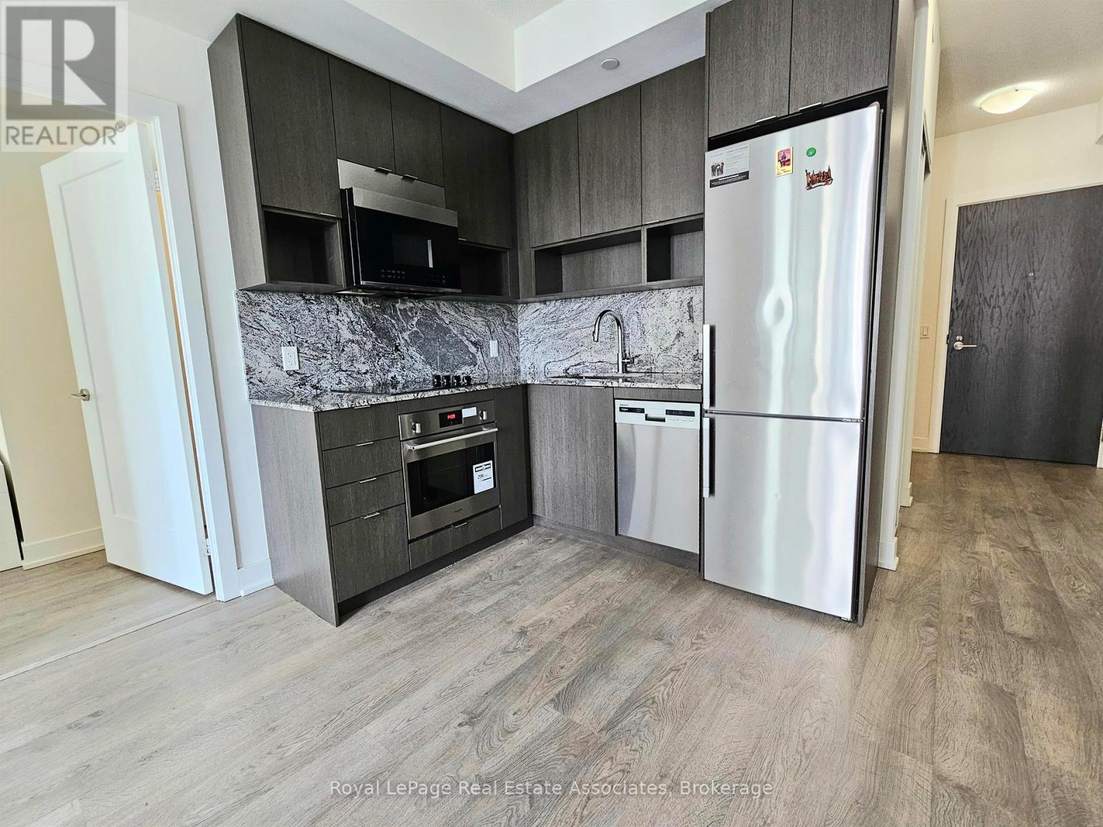 3019 - 9 Mabelle Avenue, Toronto, Ontario  M9A 0E1 - Photo 2 - W13696452