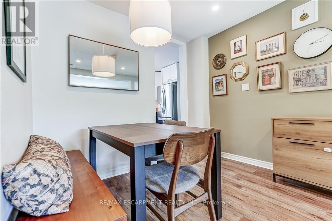 2488 Brookhurst Road, Mississauga, Ontario  L5J 1R3 - Photo 13 - W13696454