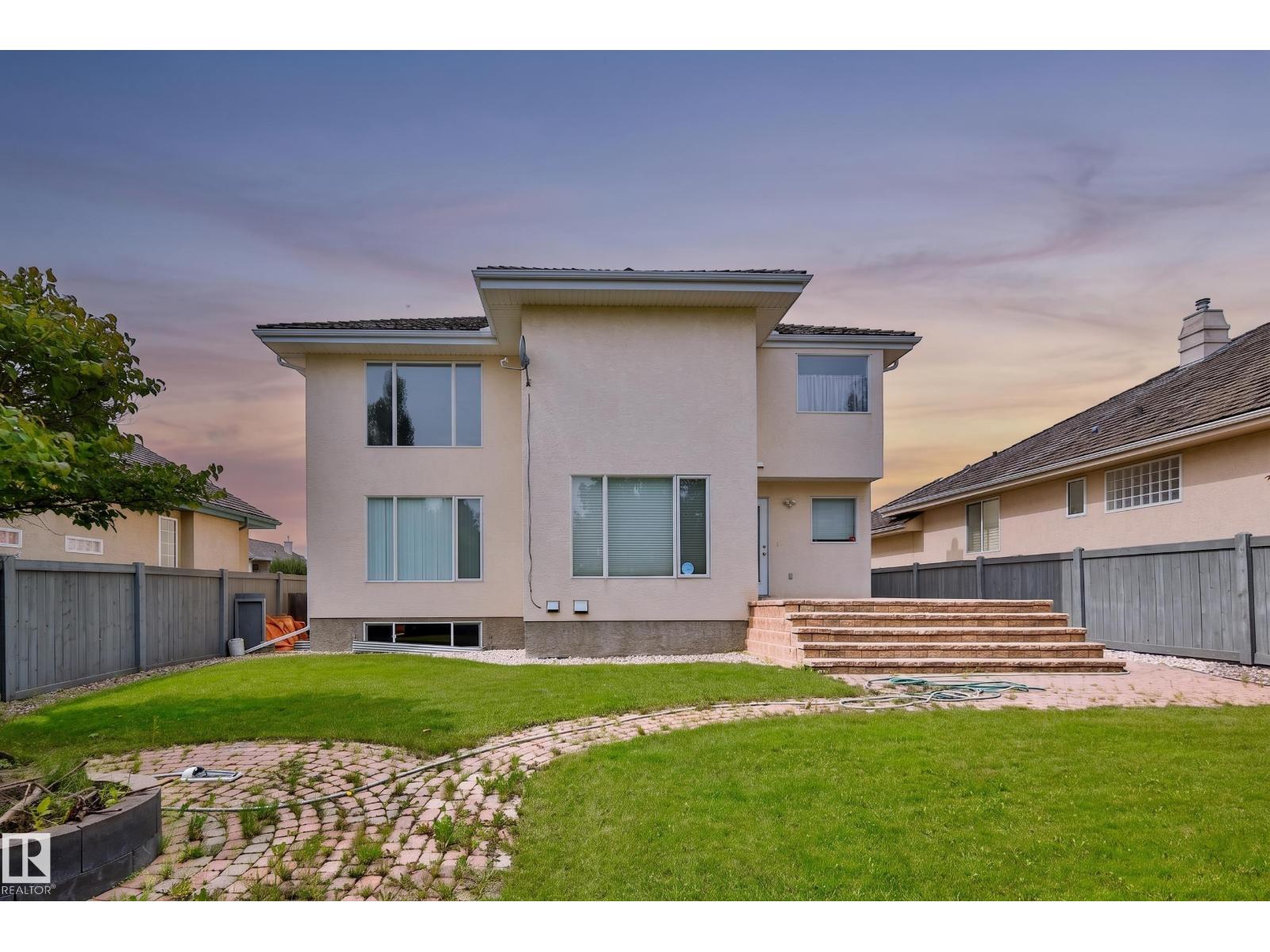 237 Darlington Cr NW, Edmonton, Alberta  T6M 2T1 - Photo 2 - E4504683