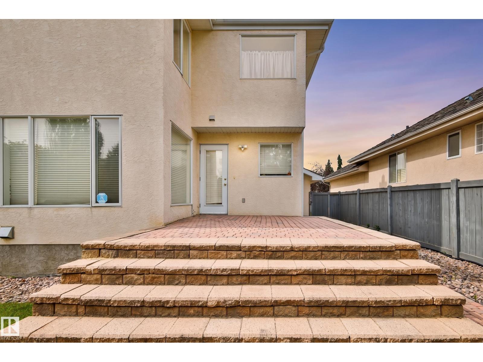 237 Darlington Cr NW, Edmonton, Alberta  T6M 2T1 - Photo 44 - E4504683