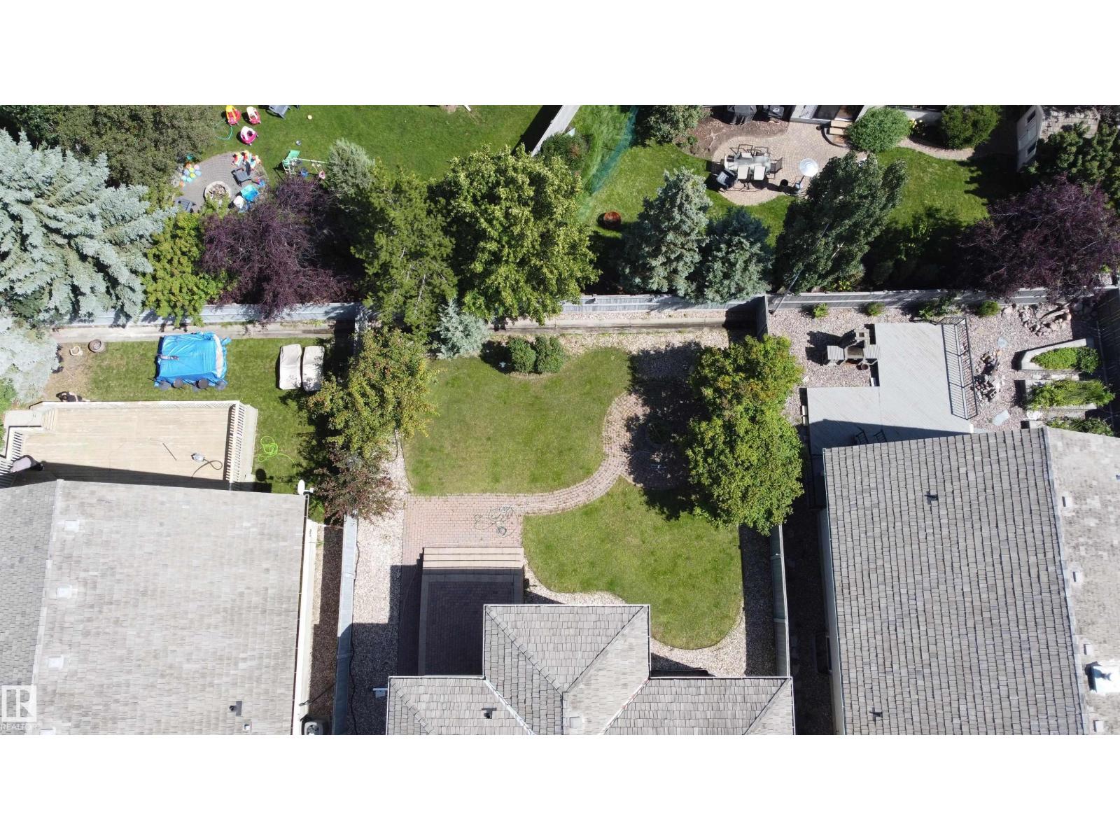 237 Darlington Cr NW, Edmonton, Alberta  T6M 2T1 - Photo 57 - E4504683