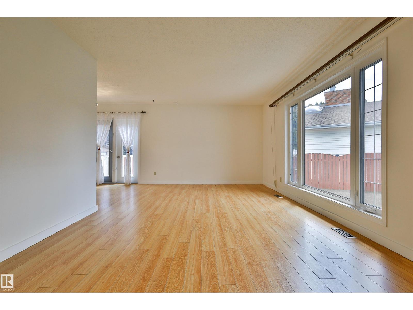 12229 39 St NW, Edmonton, Alberta  T5W 2K2 - Photo 12 - E4504687