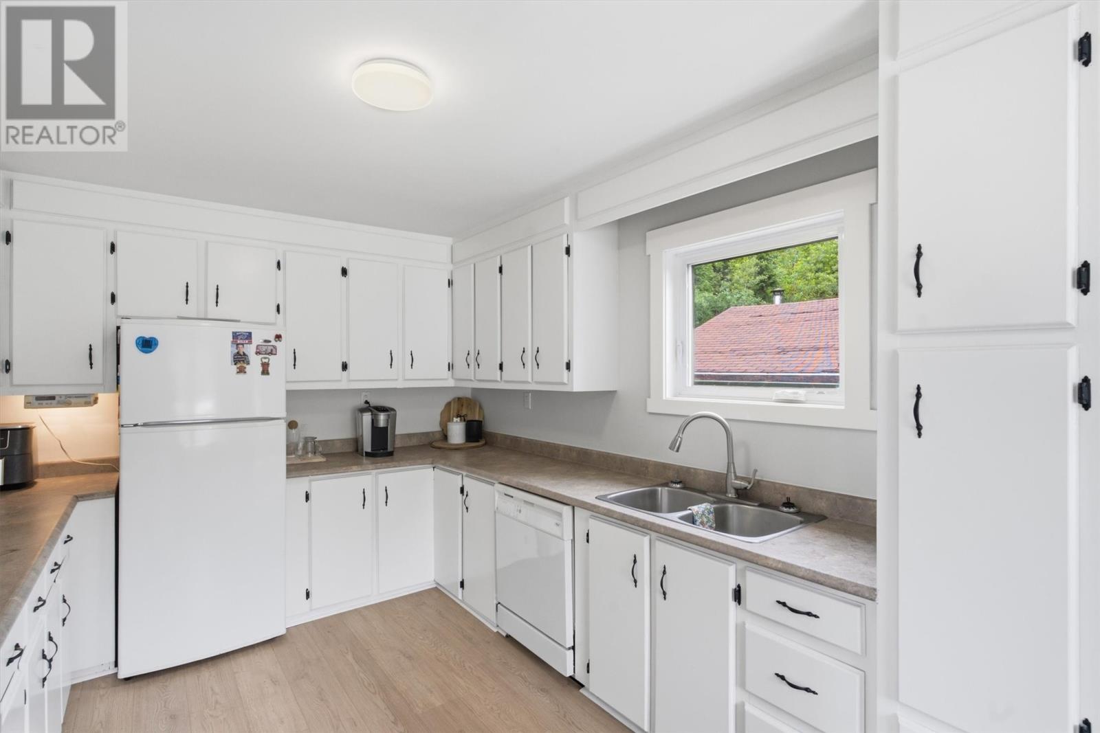 16 Main Street, Hare Bay — photo 9