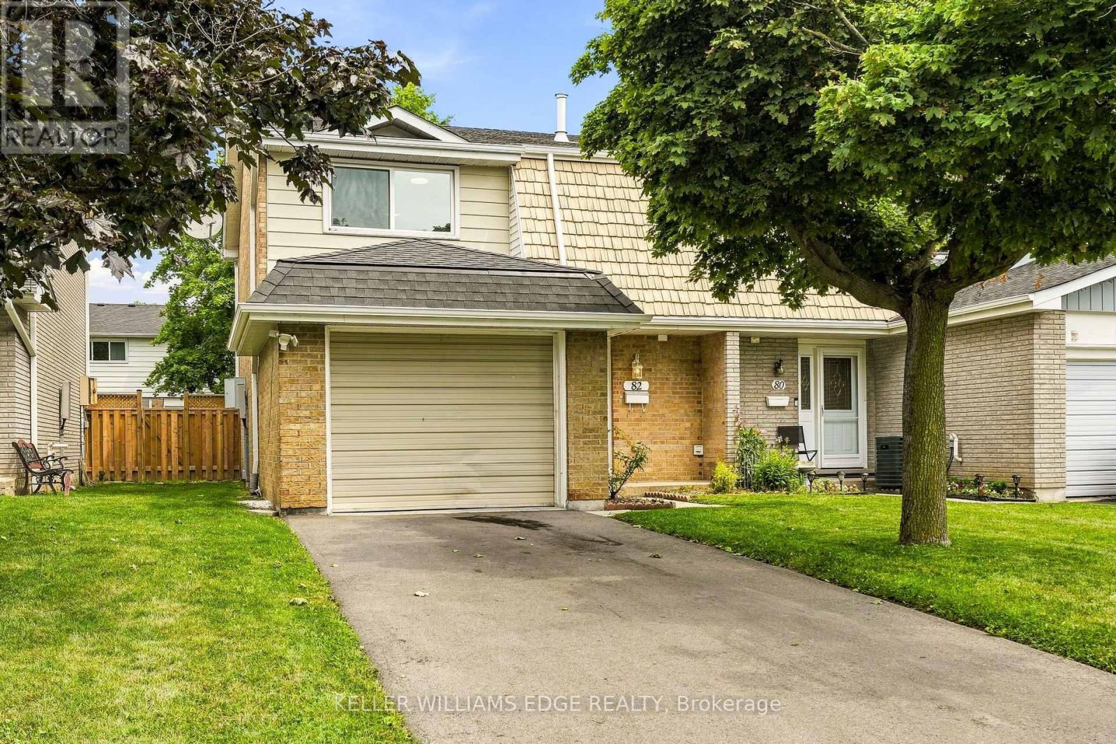 82 St. Andrews Drive, Hamilton, Ontario  L8K 6H4 - Photo 2 - X13696350