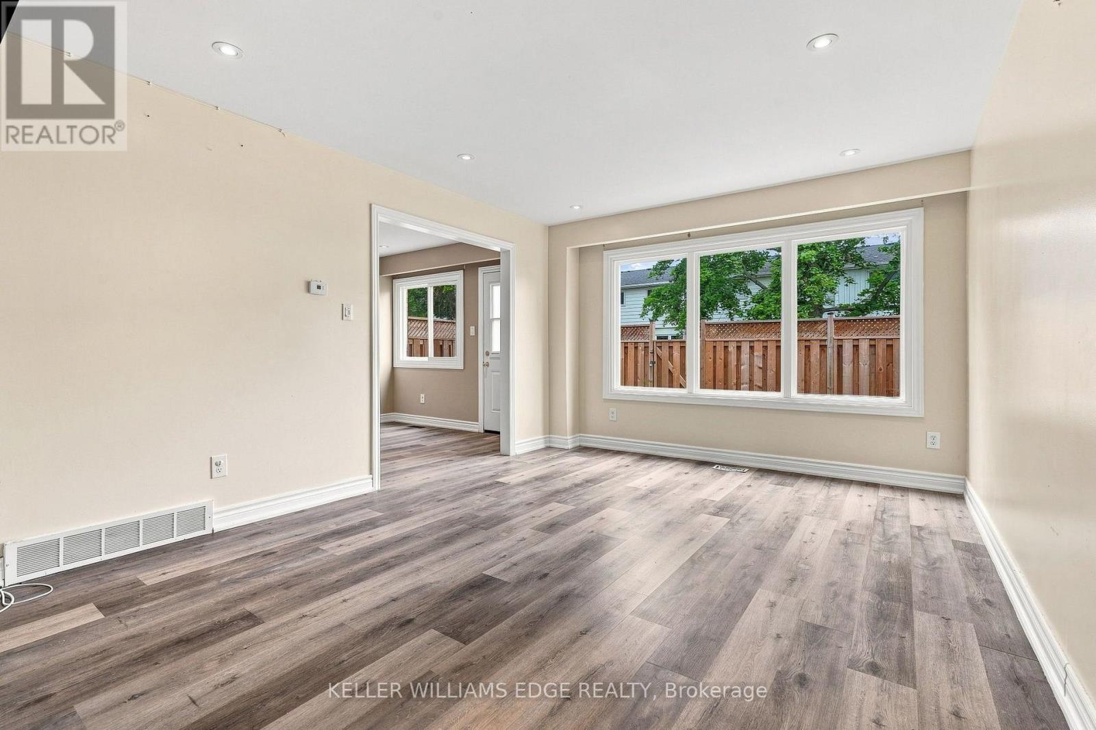 82 St. Andrews Drive, Hamilton, Ontario  L8K 6H4 - Photo 7 - X13696350