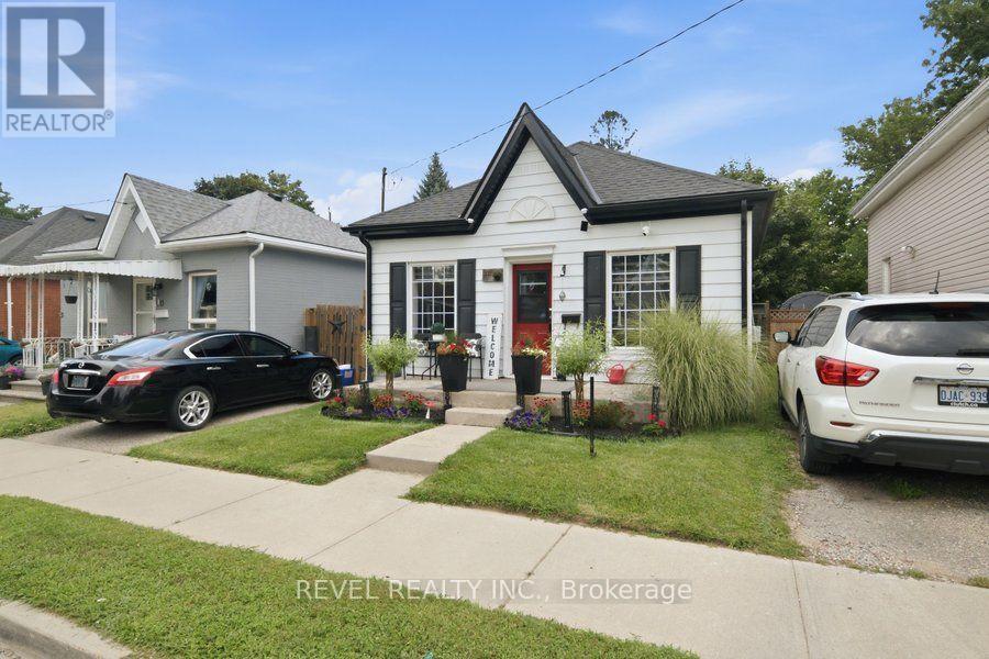11 Esther Street, Brantford, Ontario  N3S 6K3 - Photo 2 - X13696390