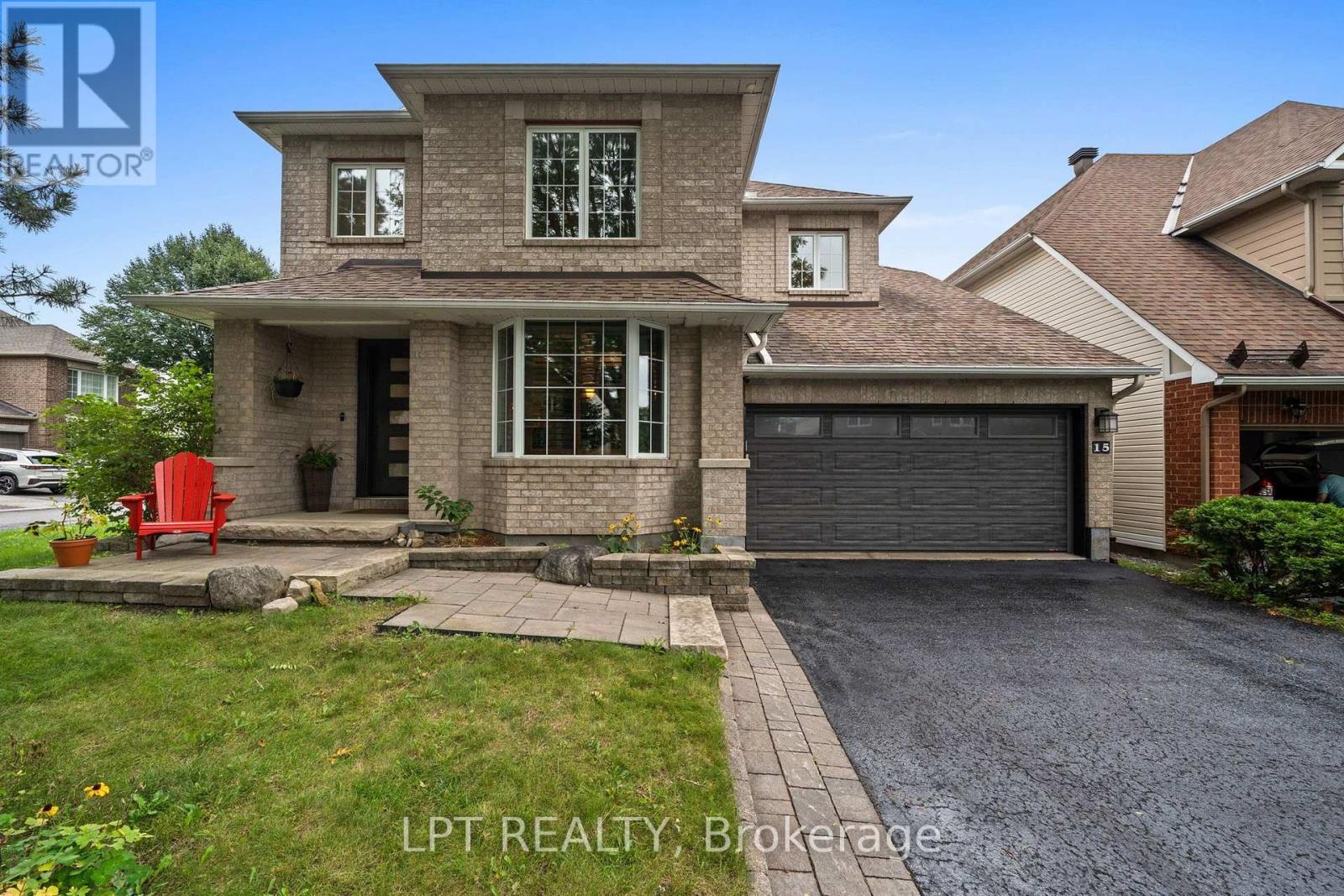 15 SPALDING AVENUE, Ottawa, Ontario