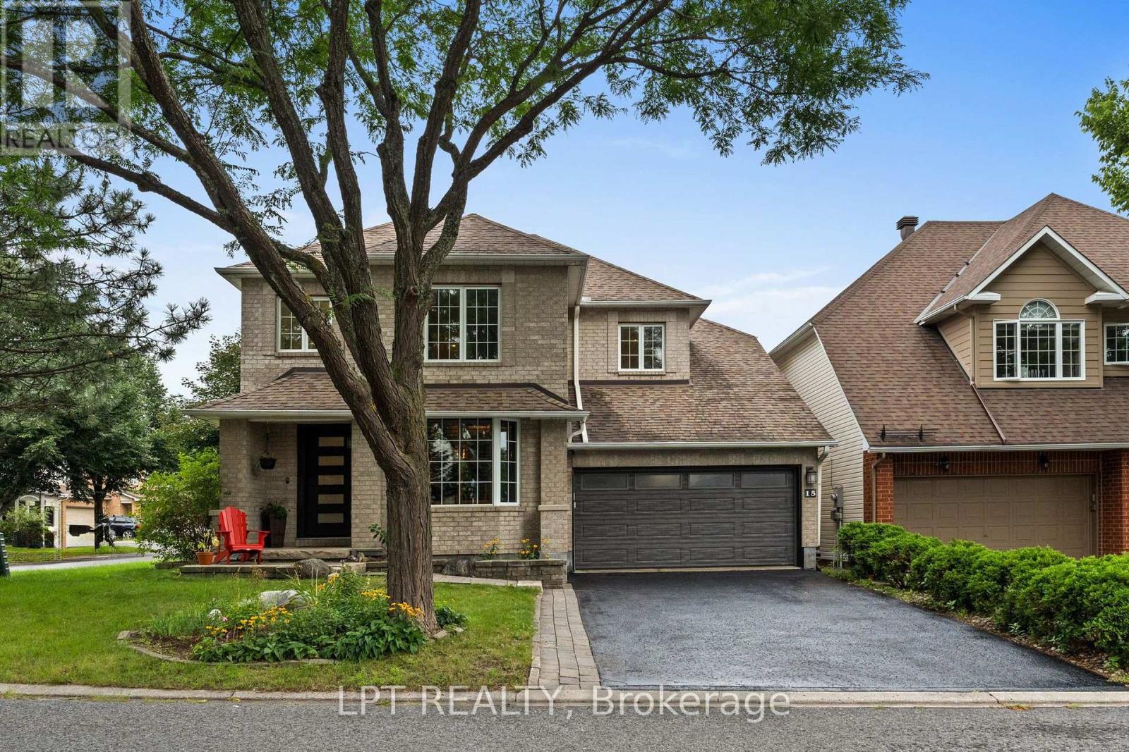 15 Spalding Avenue, Ottawa, Ontario  K2K 3B2 - Photo 2 - X13695690