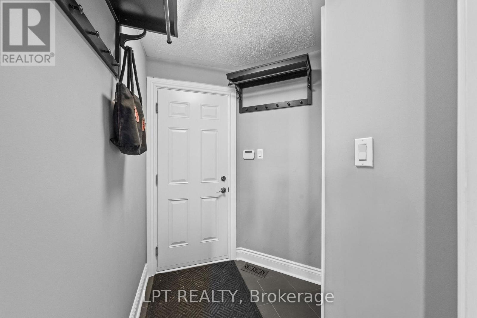 15 Spalding Avenue, Ottawa, Ontario  K2K 3B2 - Photo 18 - X13695690