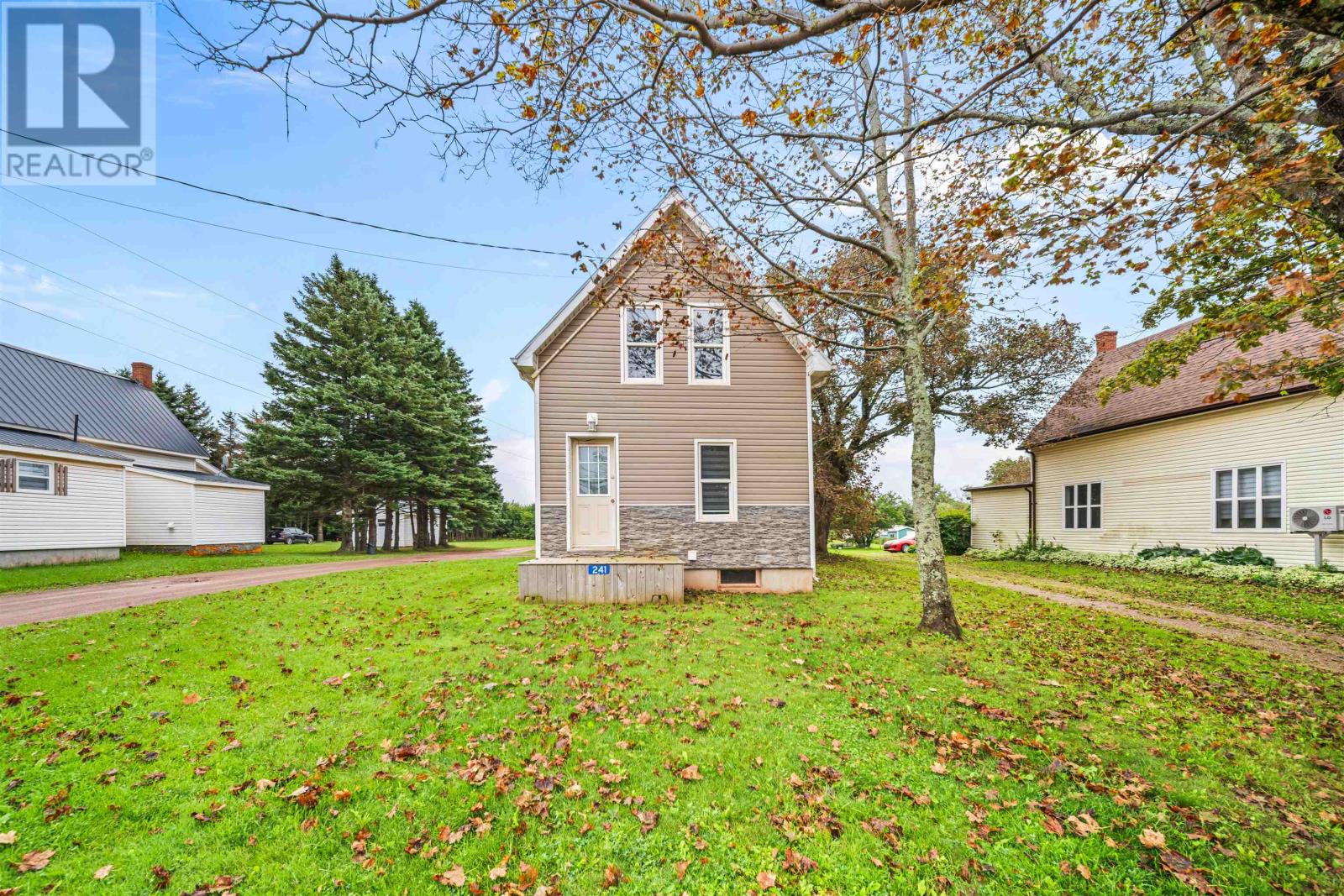 241 Phillip Street, Tignish, Prince Edward Island  C0B 2B0 - Photo 2 - 202621122