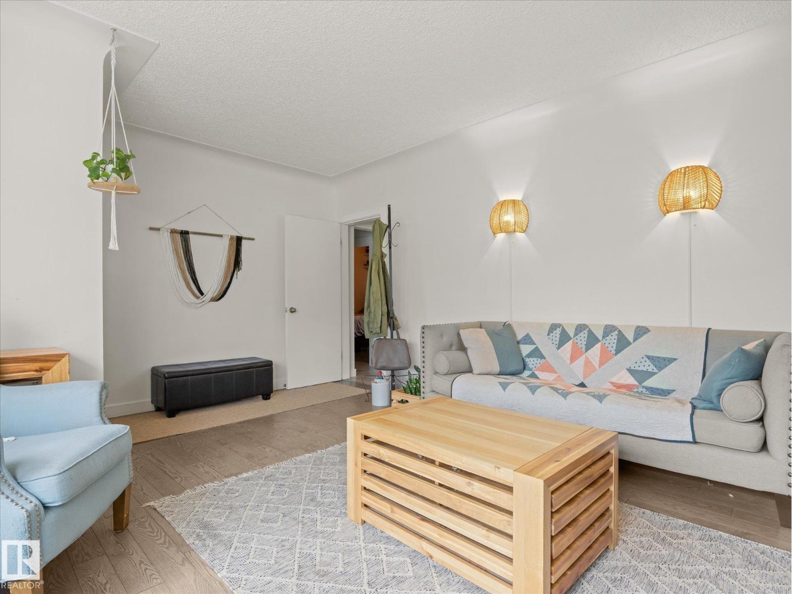 11949 St Albert Tr NW, Edmonton, Alberta  T5L 4G5 - Photo 5 - E4504690