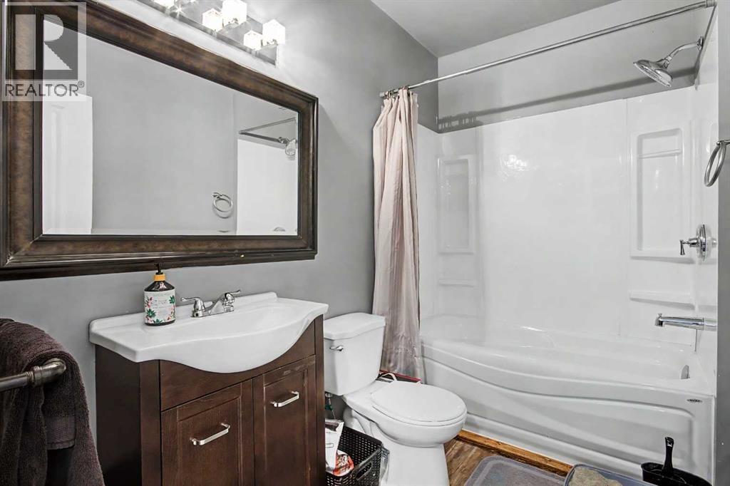 2 Baywater Cape, Airdrie, Alberta  T4B 0B3 - Photo 31 - A2338217