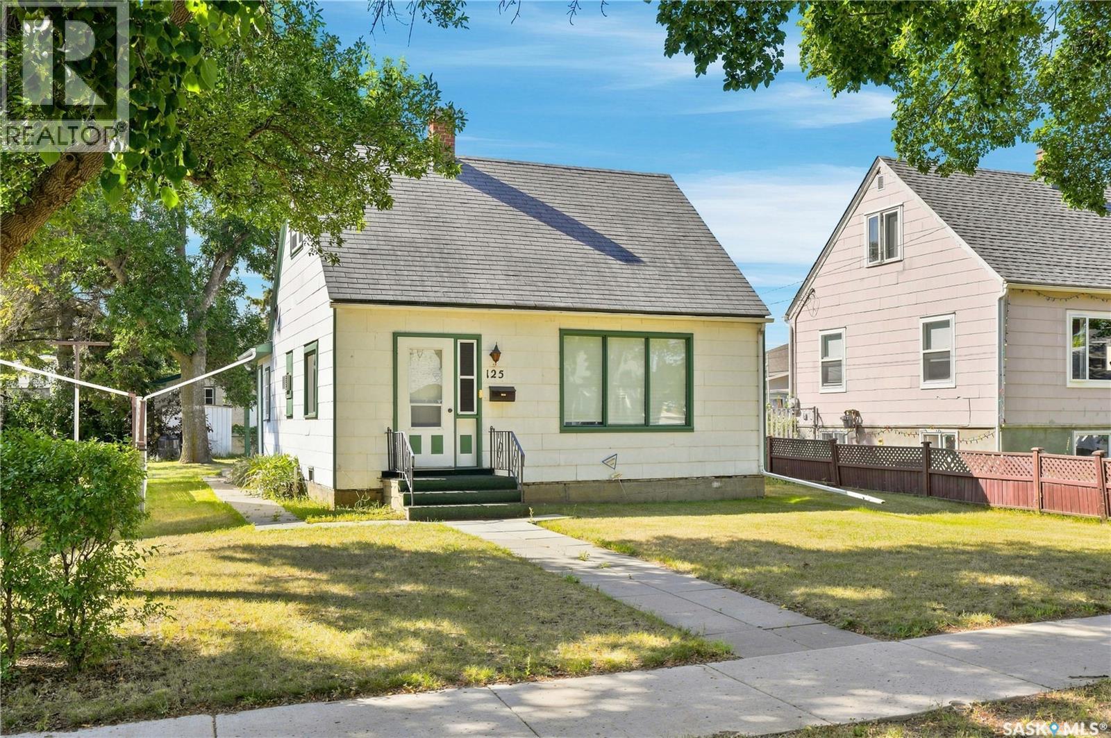 125 111th Street W, Saskatoon, Saskatchewan  S7N 1T1 - Photo 2 - SK046113