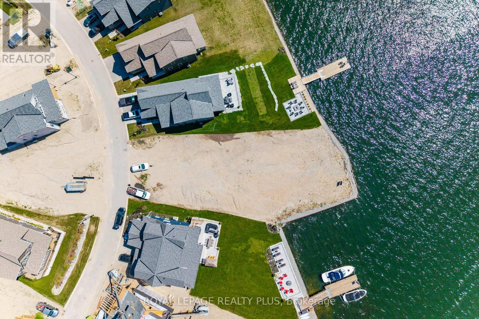 20 Navigator Road, Penetanguishene, Ontario  L9M 0W6 - Photo 2 - S12913226