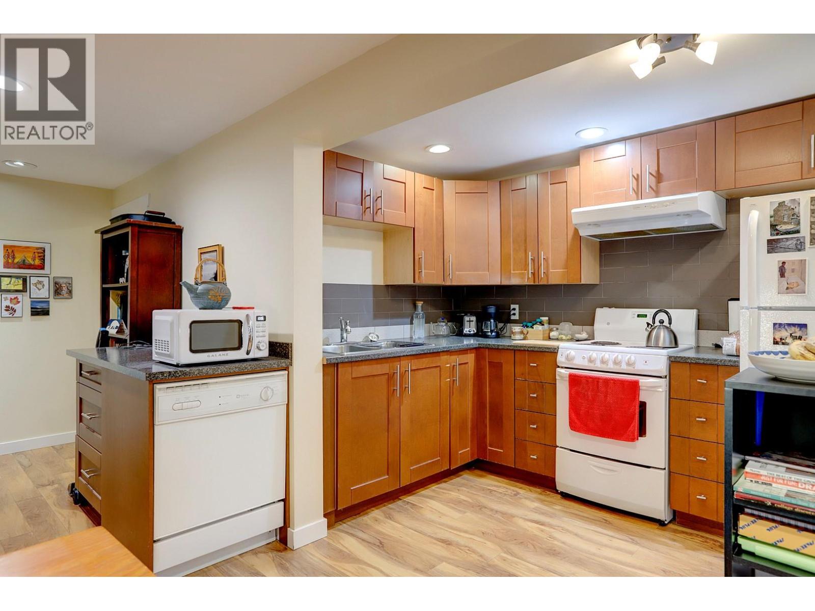 3006 22 Street, Vernon, British Columbia  V1T 4H6 - Photo 49 - 10397968