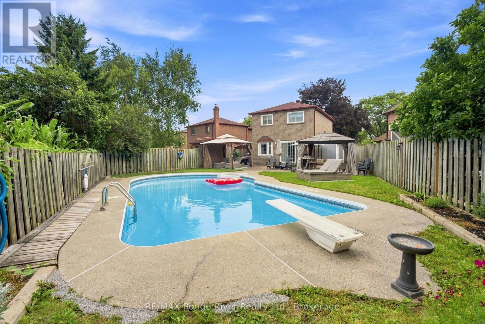 49 Fisher Crescent, Ajax, Ontario  L1T 2E8 - Photo 34 - E13696574