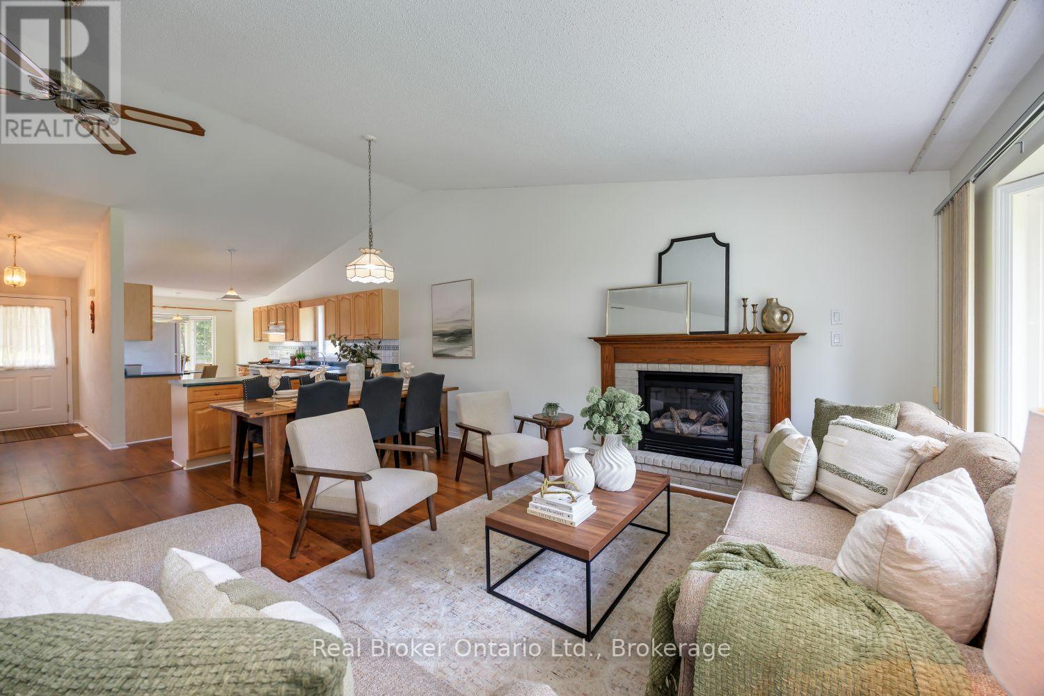 10 Niagara Trail, Clarington, Ontario  L1B 1A2 - Photo 19 - E13696664