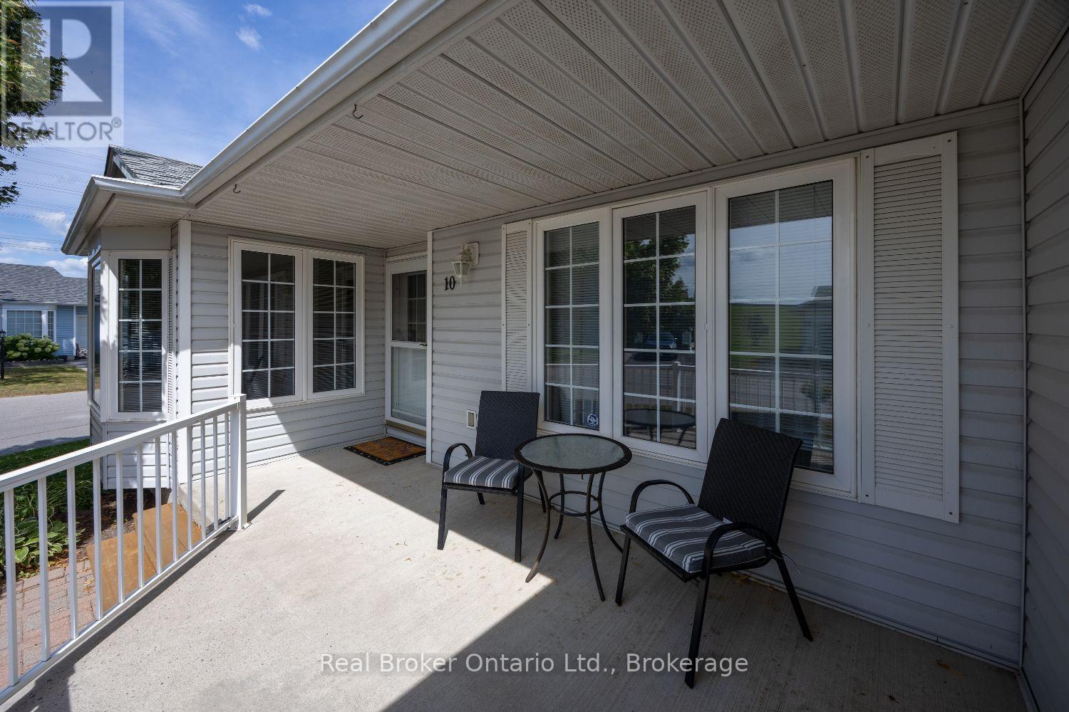 10 Niagara Trail, Clarington, Ontario  L1B 1A2 - Photo 6 - E13696664