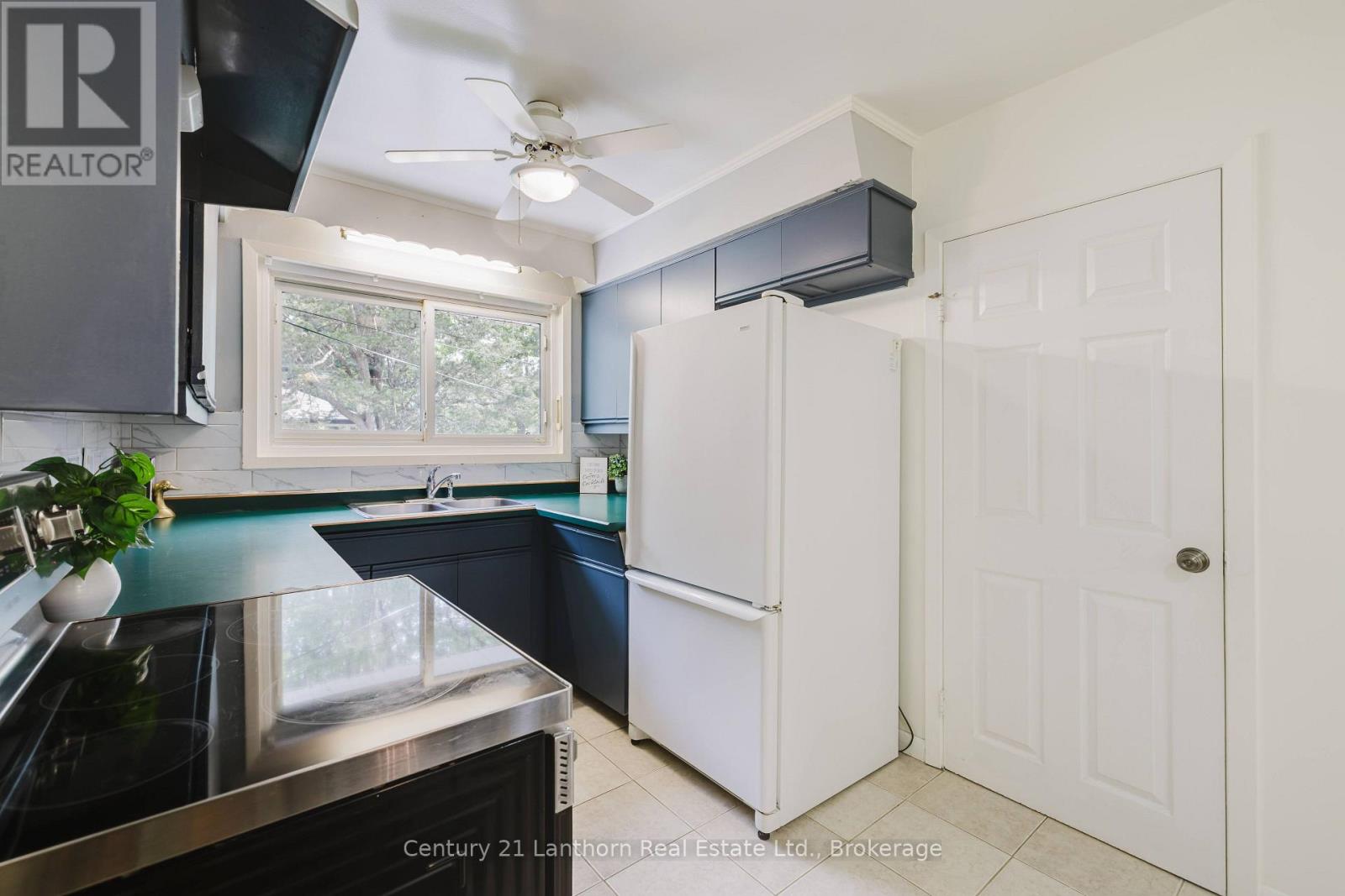 23 Wood Street, Quinte West, Ontario K8V 5P6 - Photo 14 - X13696554