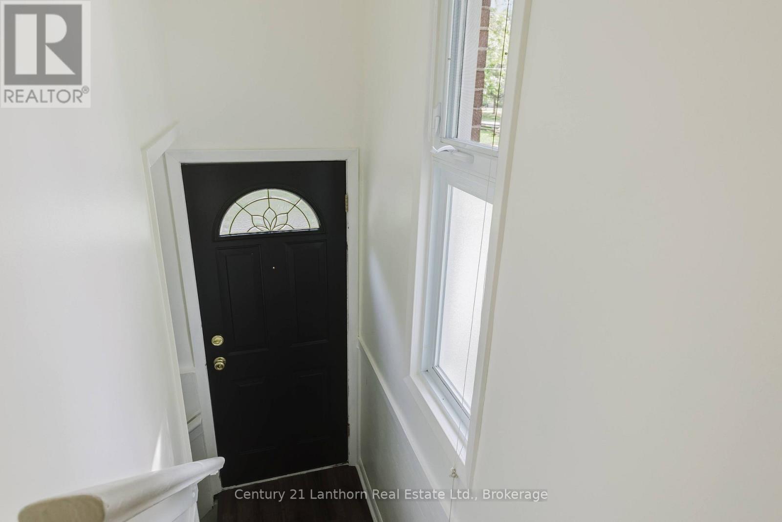 23 Wood Street, Quinte West, Ontario K8V 5P6 - Photo 23 - X13696554